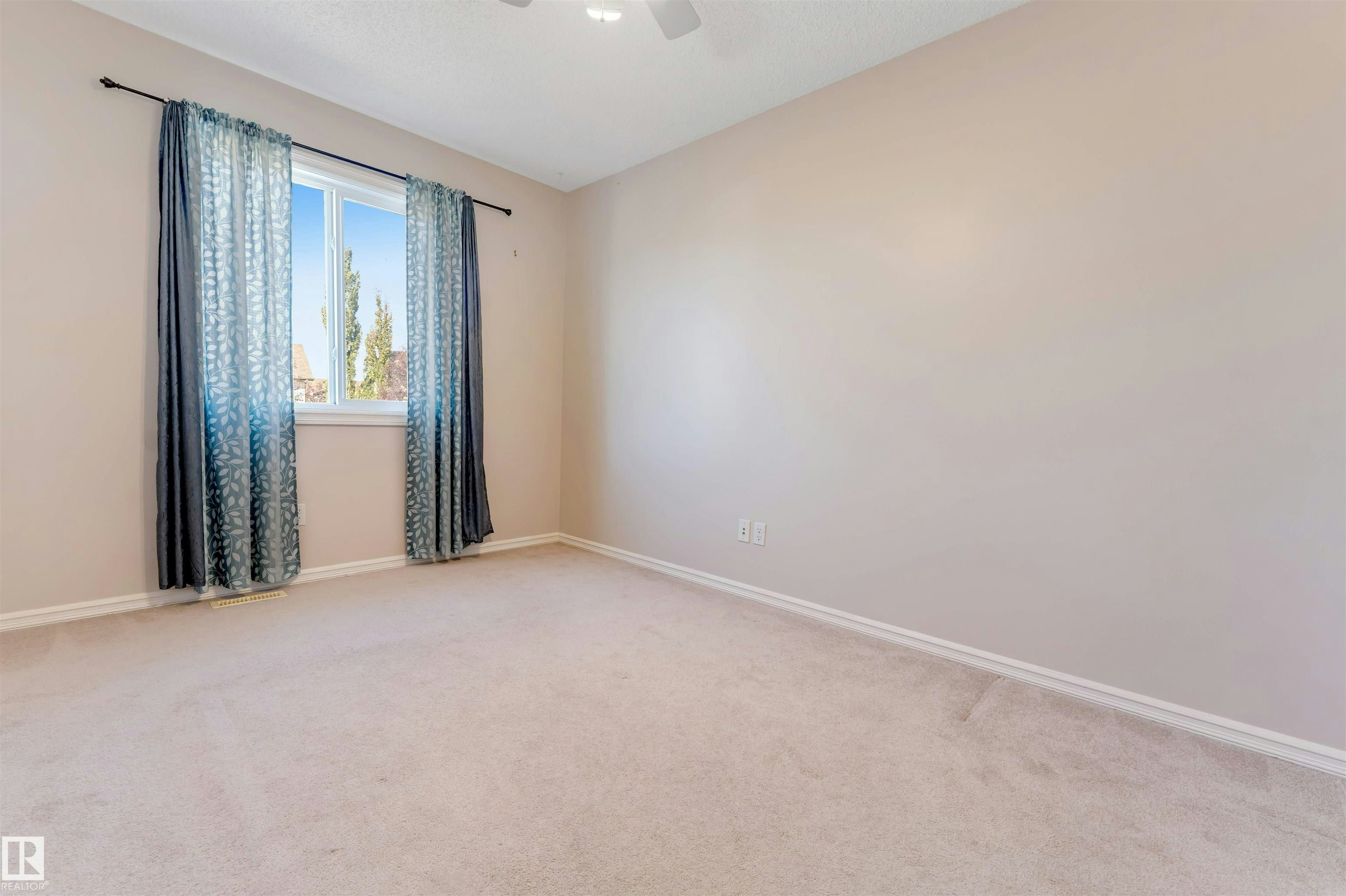 1124 37a Avenue, Edmonton, AB, T6T 0E7 - 23