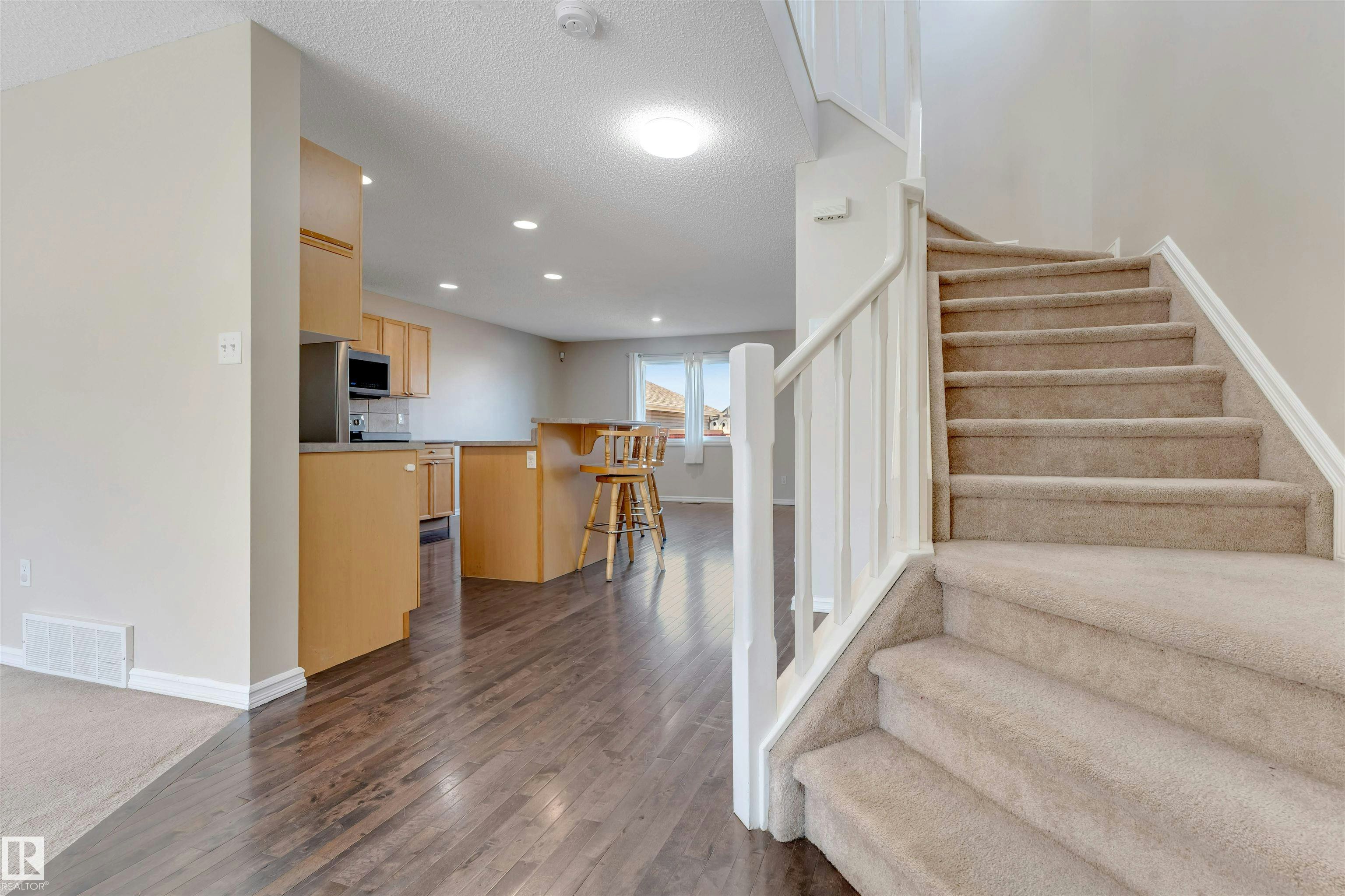 1124 37a Avenue, Edmonton, AB, T6T 0E7 - 17
