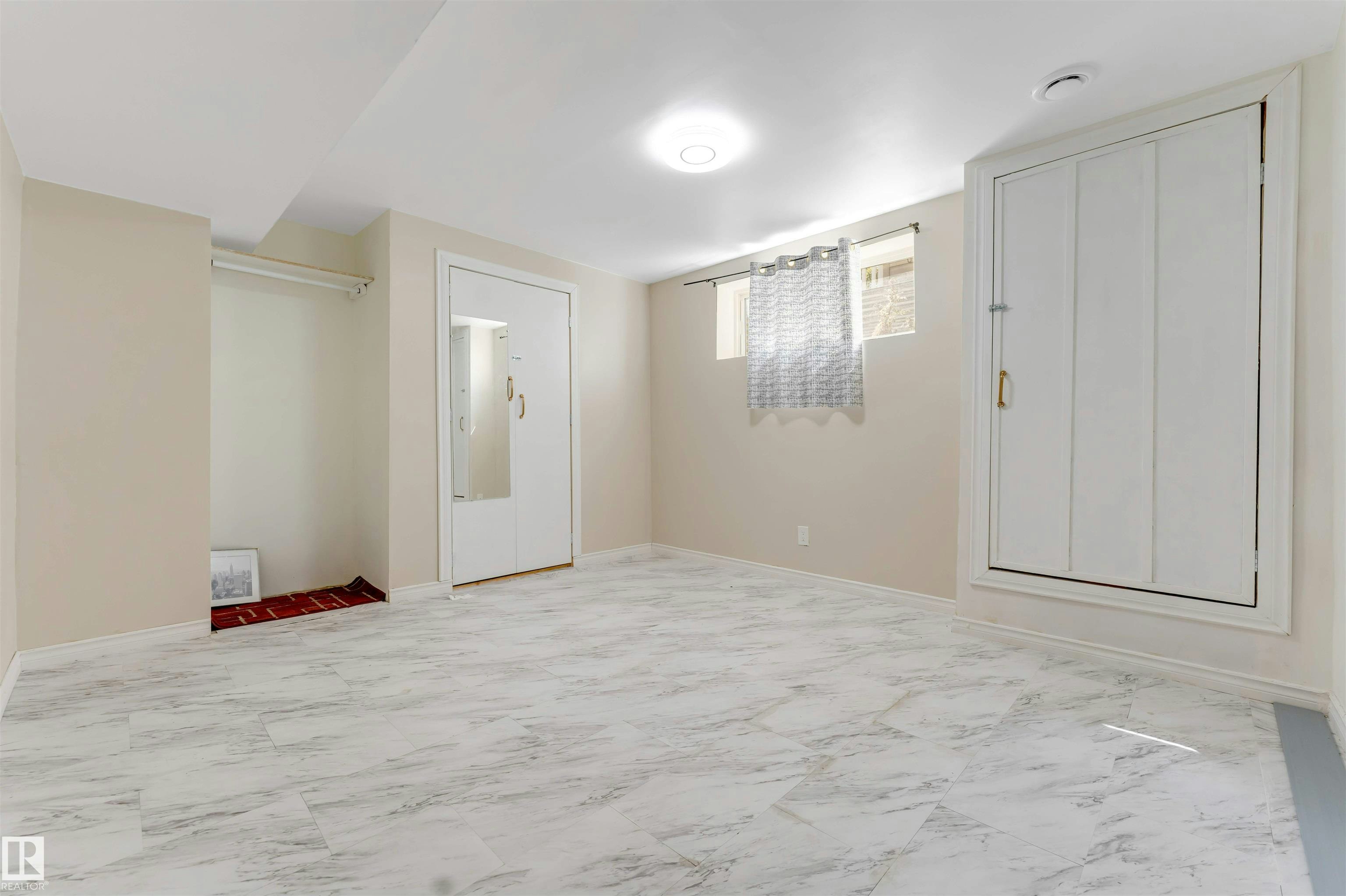 1124 37a Avenue, Edmonton, AB, T6T 0E7 - 30