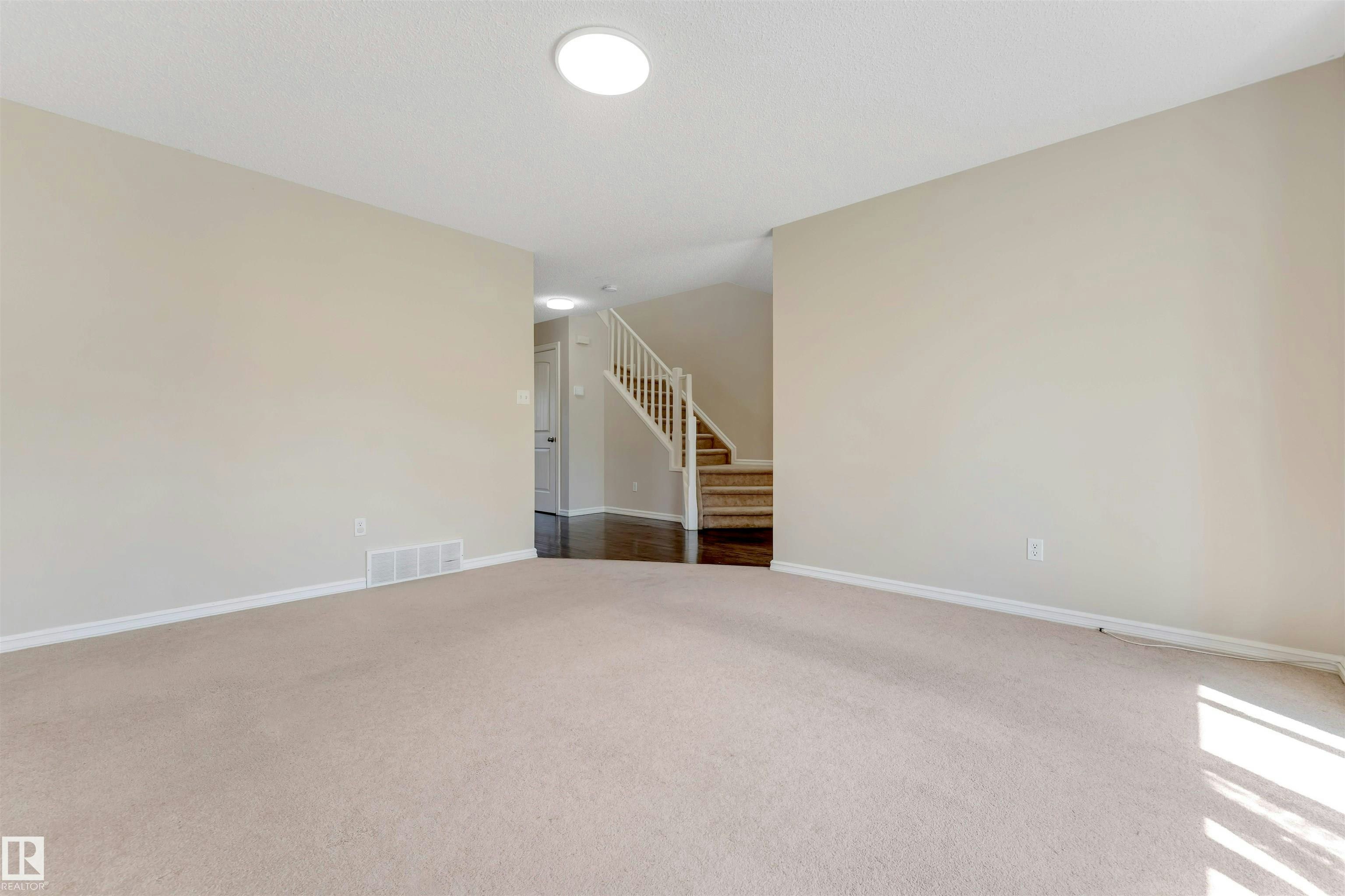 1124 37a Avenue, Edmonton, AB, T6T 0E7 - 13