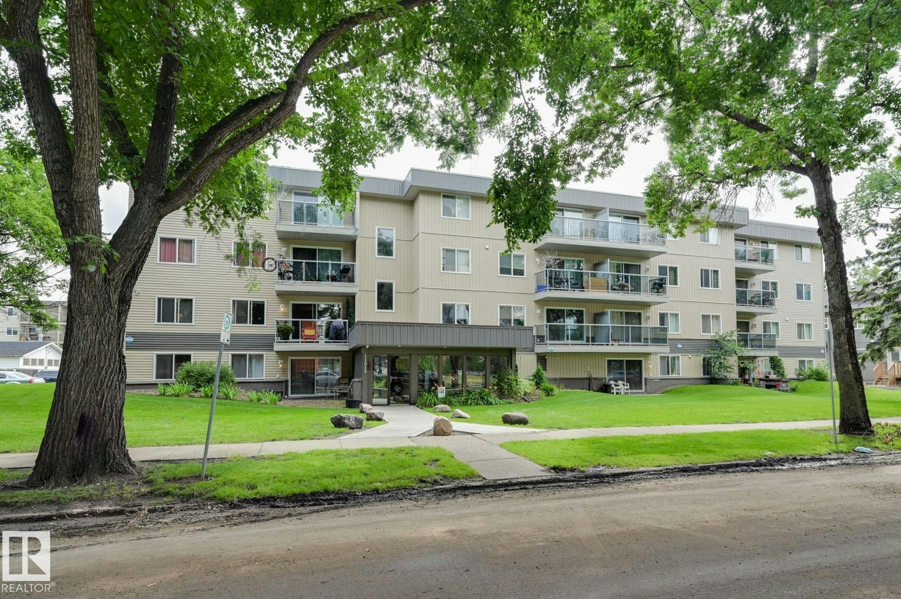 402-11019 107 Street, Edmonton, AB, T5H 2Z6