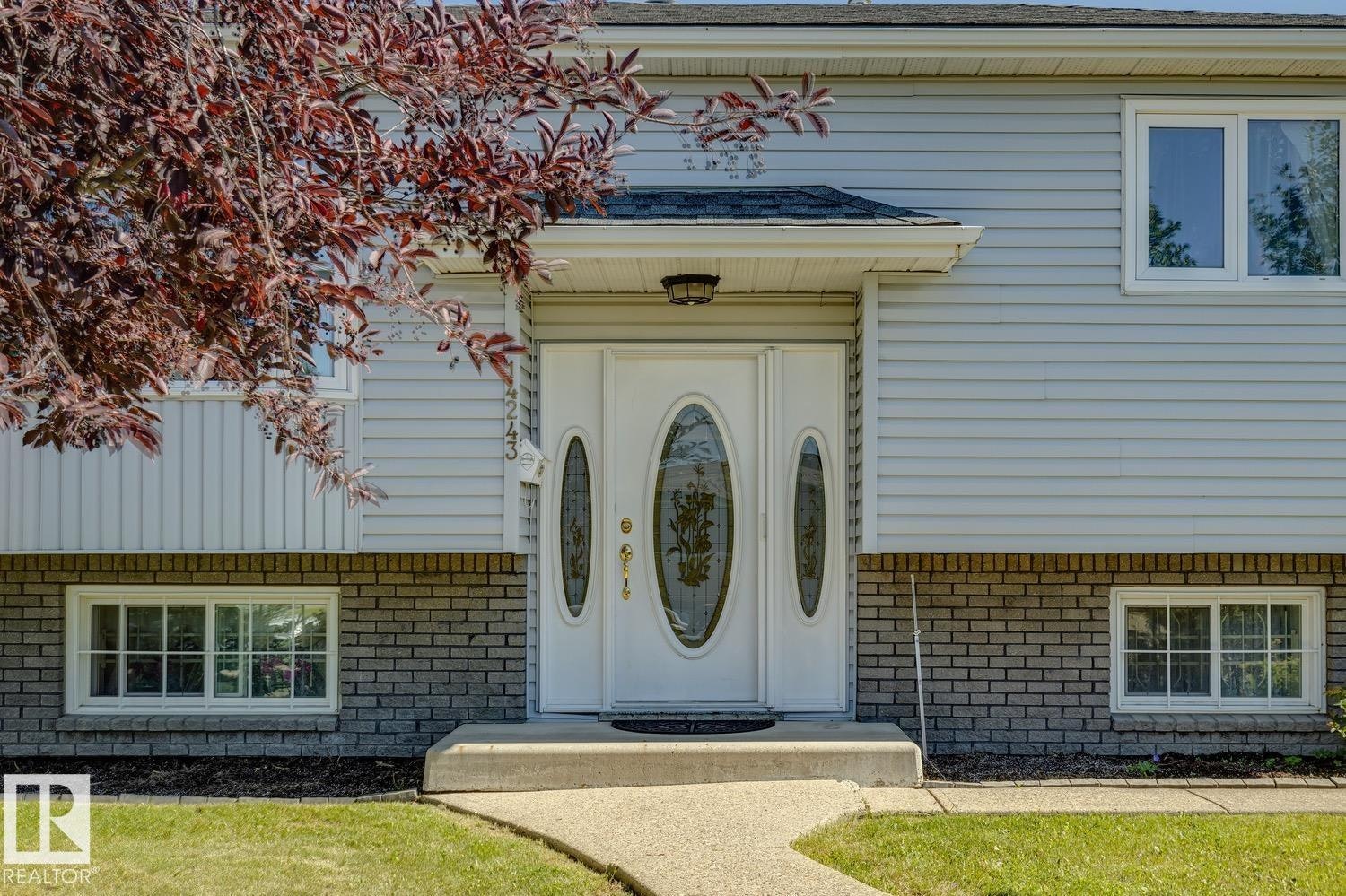 14243 24 Street, Edmonton, AB, T5Y 1G2