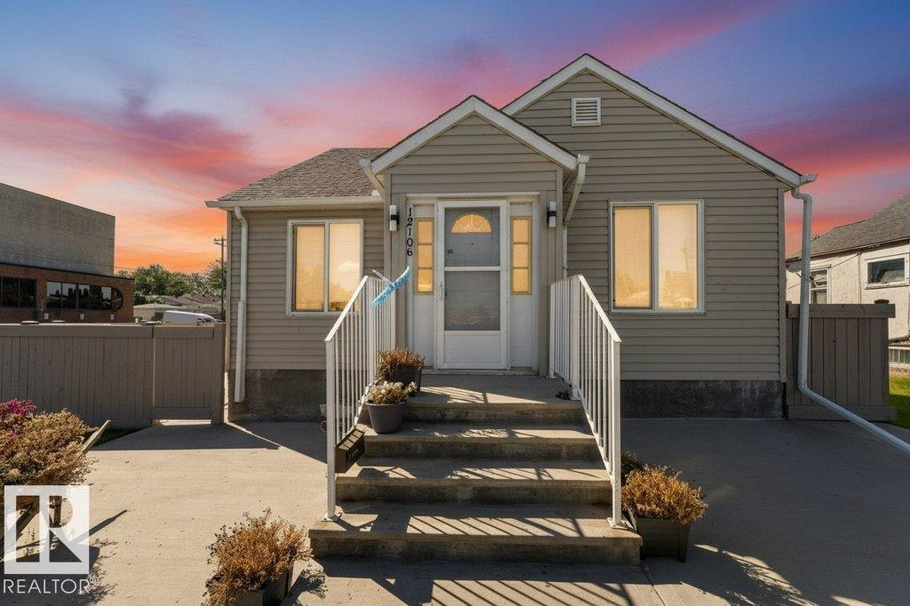 12106 77 Street, Edmonton, AB, T5B 2G8