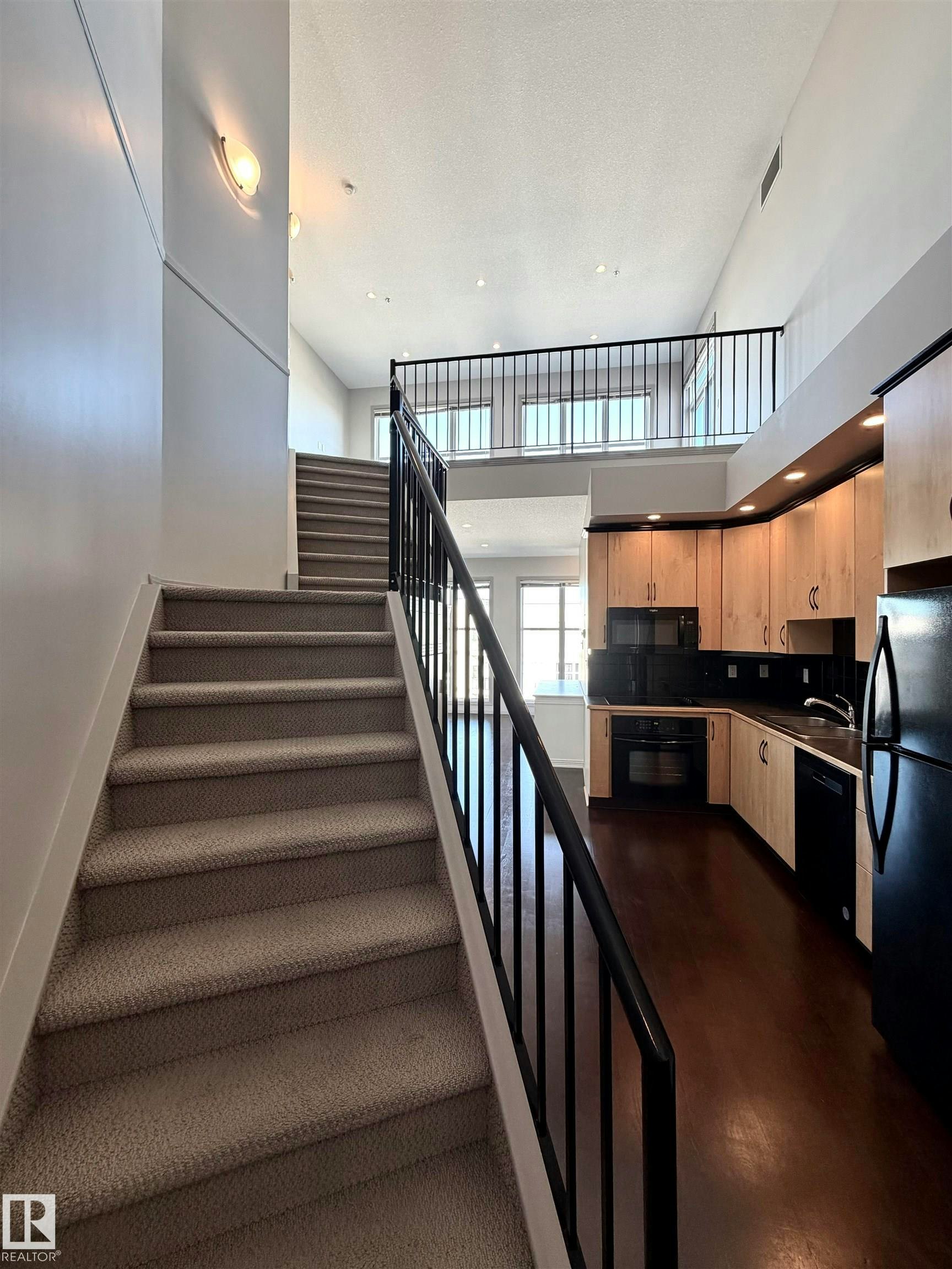 401-4835 104a Street, Edmonton, AB, T6H 0R5