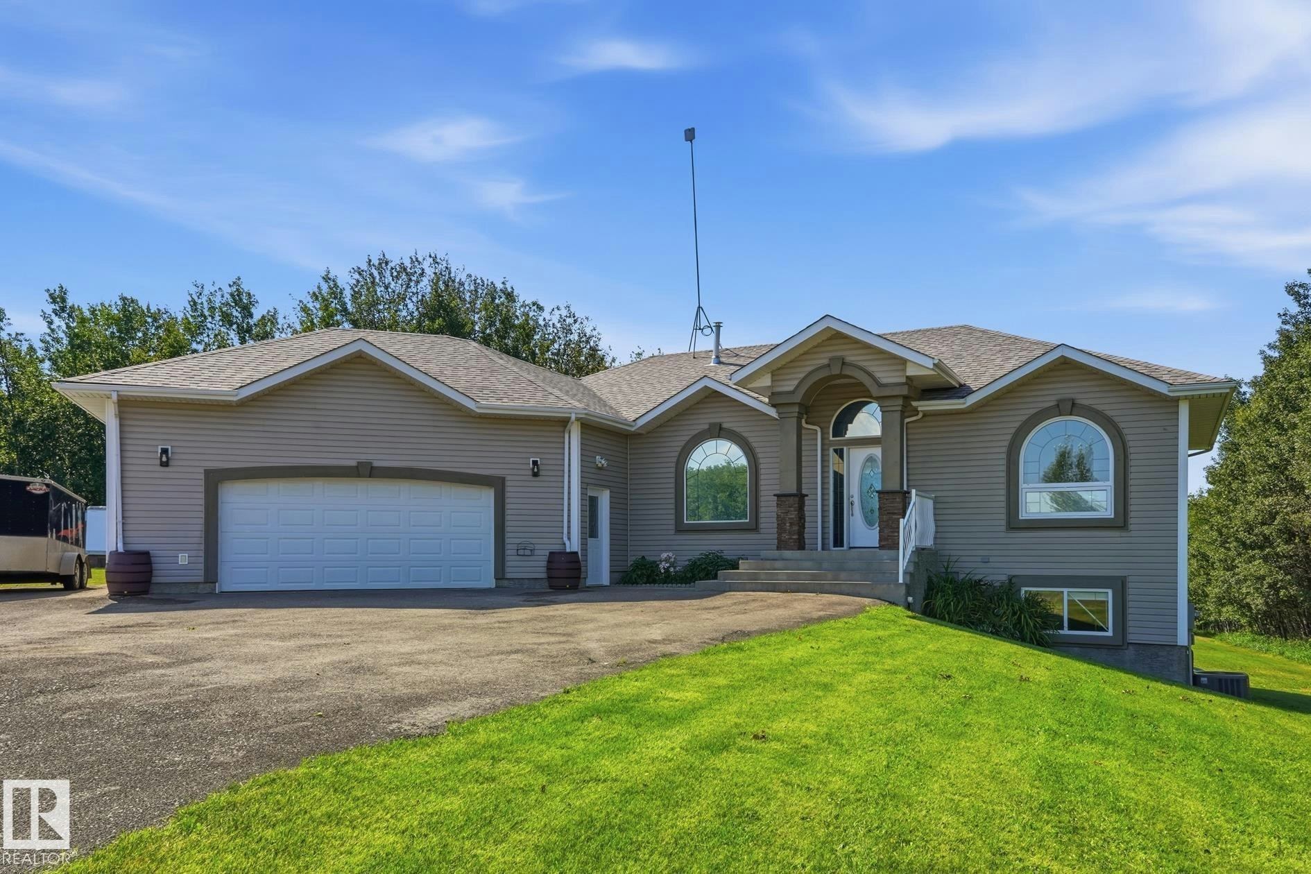 433-20212 Twp Road 510, Rural Strathcona County, AB, T8G 1E4
