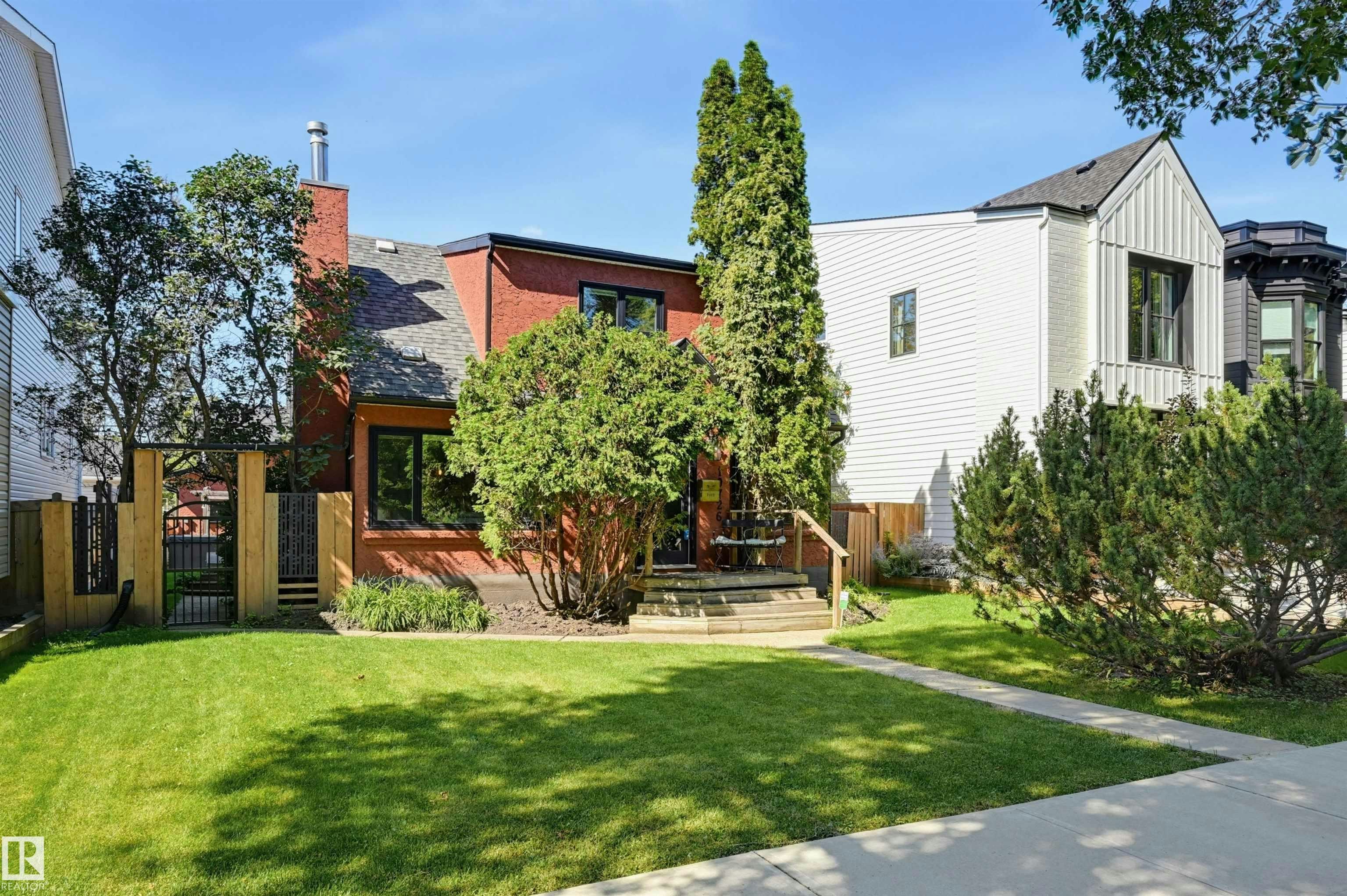 10726 128 Street, Edmonton, AB, T5M 0V9