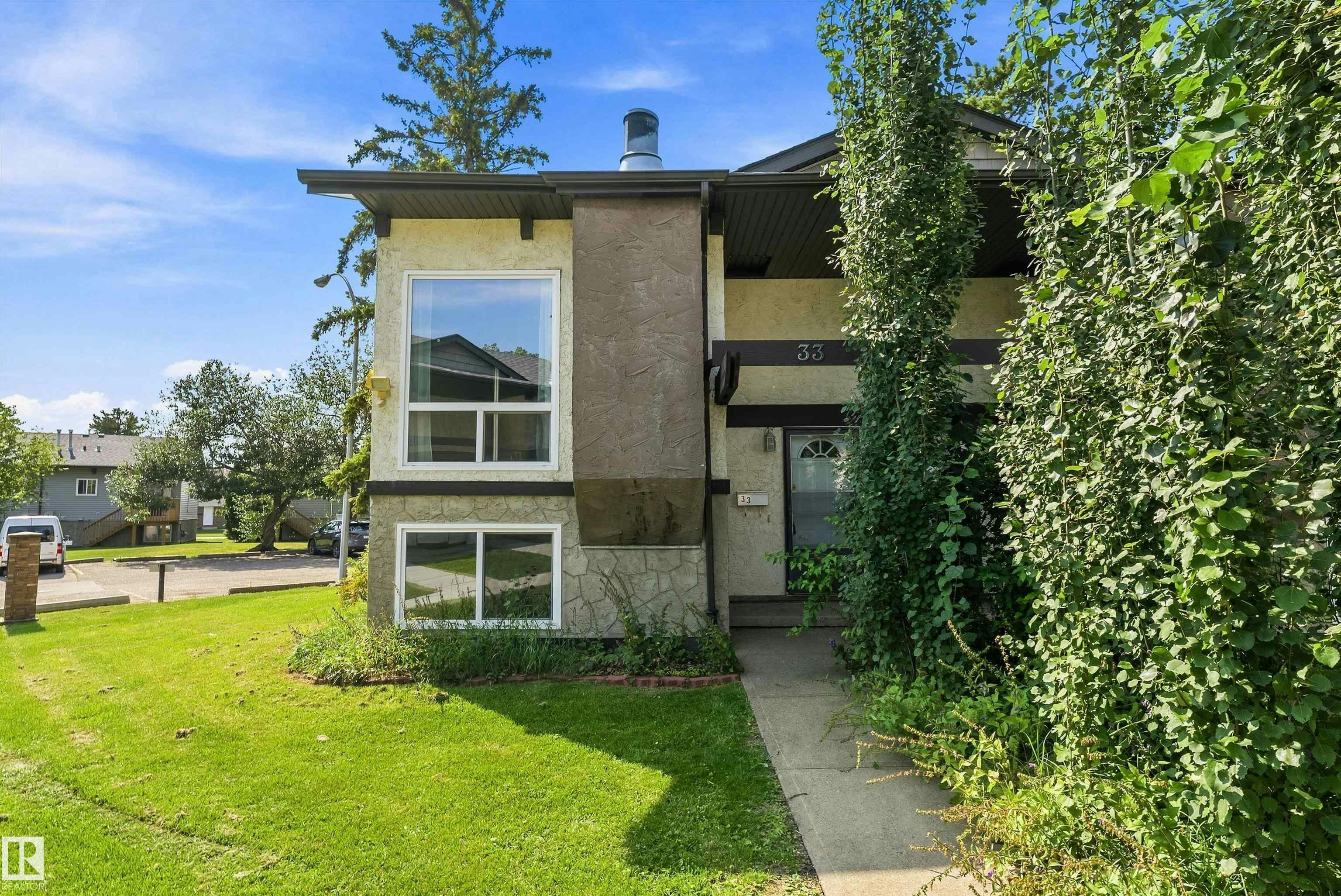 33 Northwoods Village, Edmonton, AB, T5X 1T2
