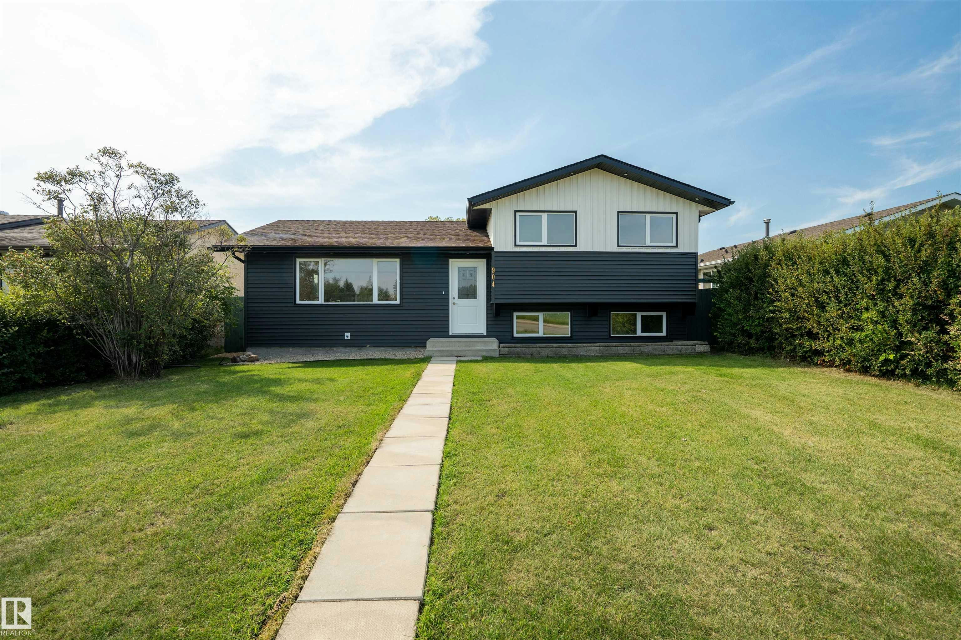 904 Knottwood S, Edmonton, AB, T6K 3C3
