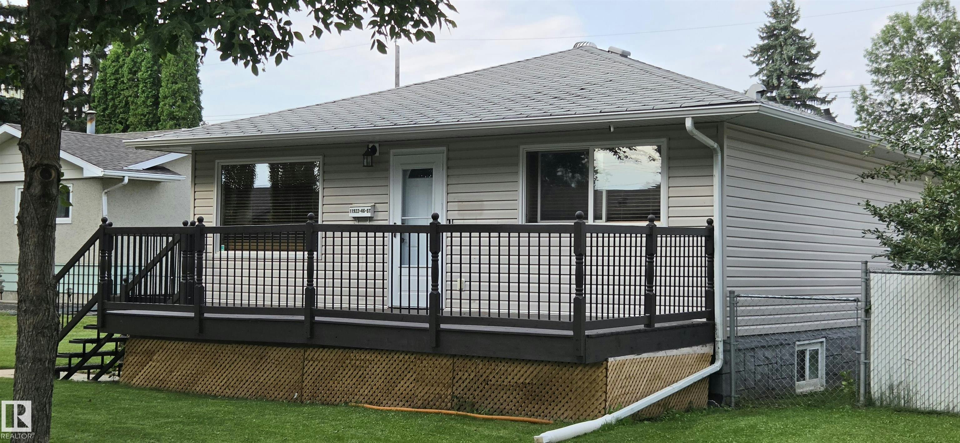 11922 46 Street, Edmonton, AB, T5W 2V9