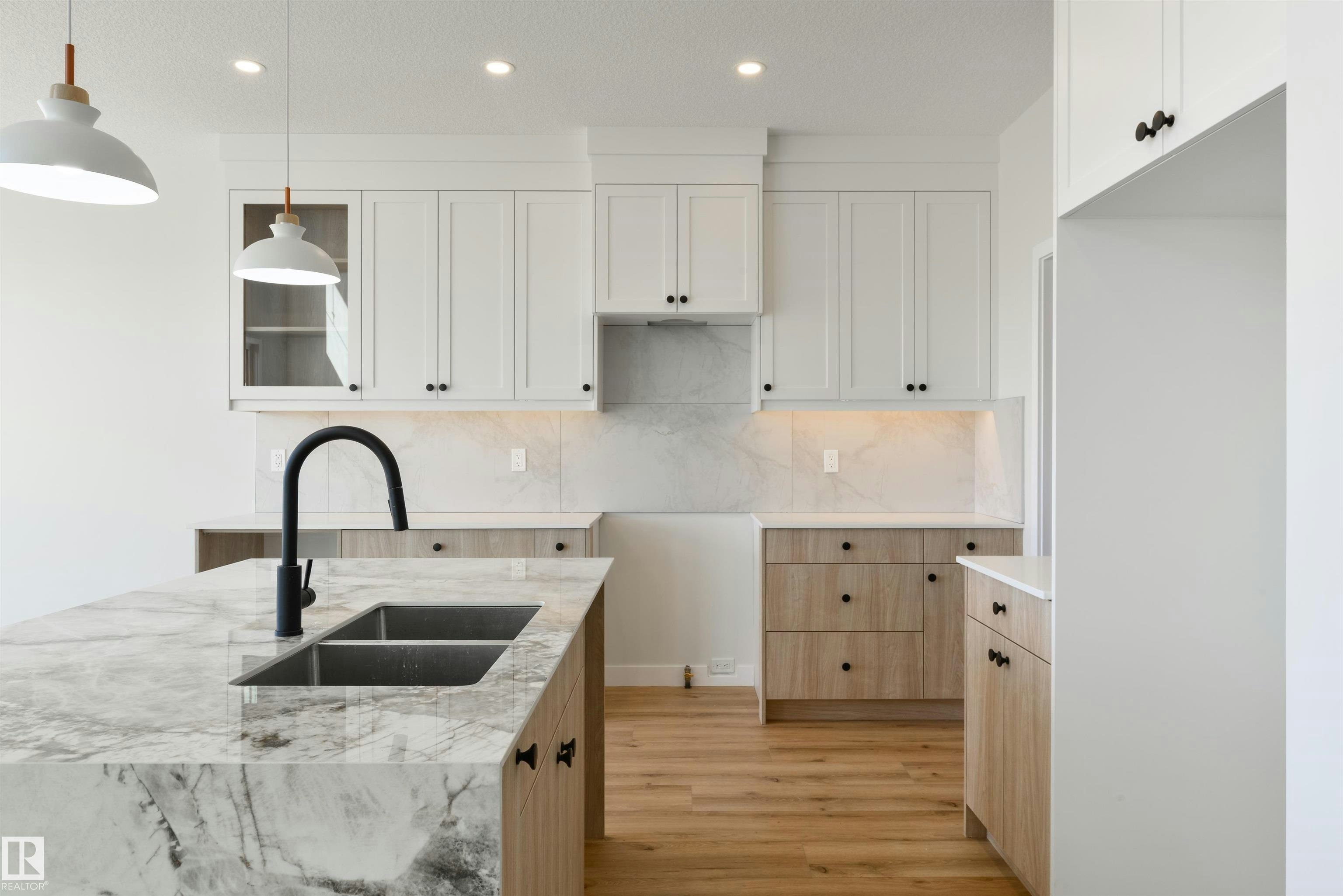 1443 Osprey Crest, Edmonton, AB, T5S 0H7