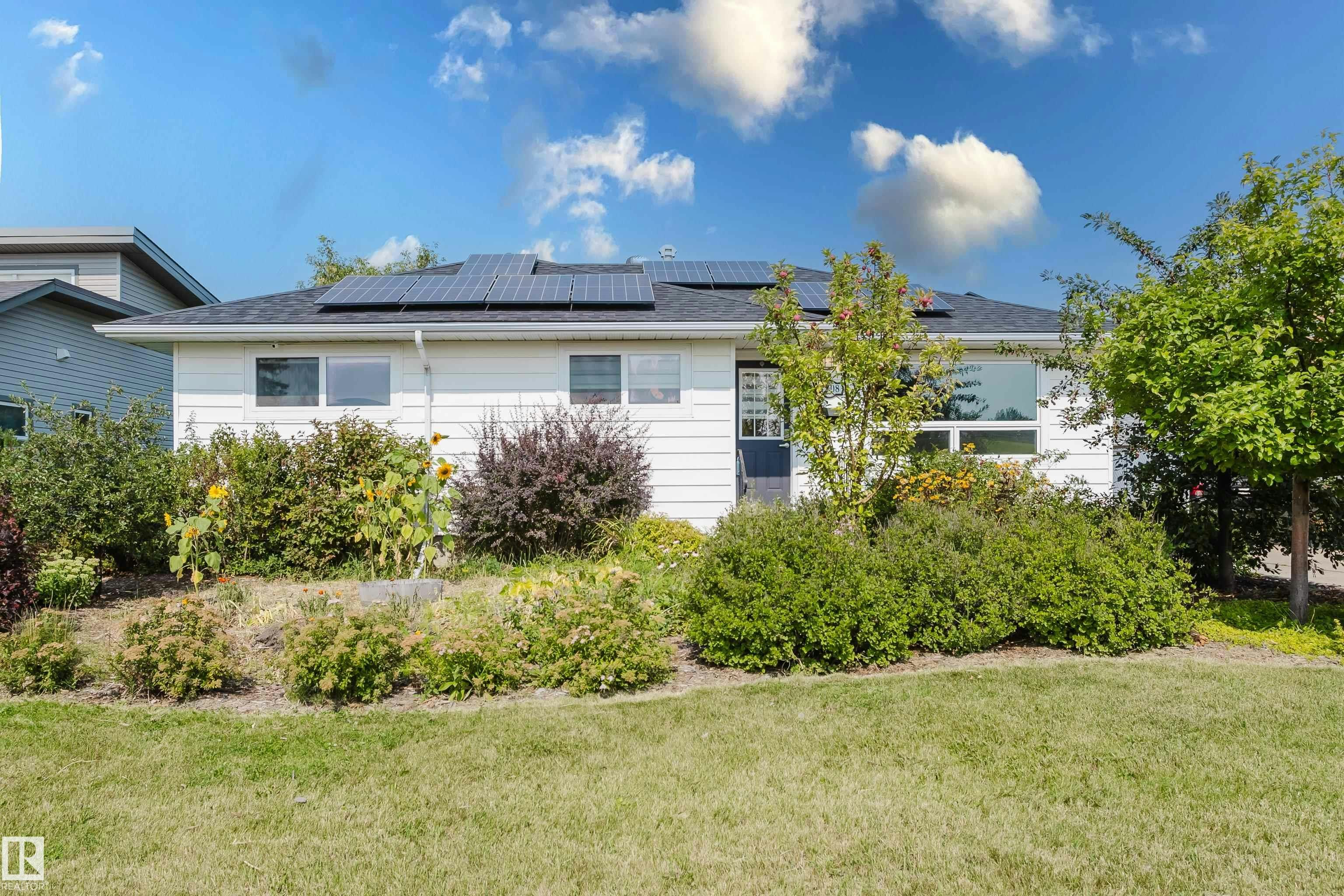 4708 106 Avenue, Edmonton, AB, T6A 1E6