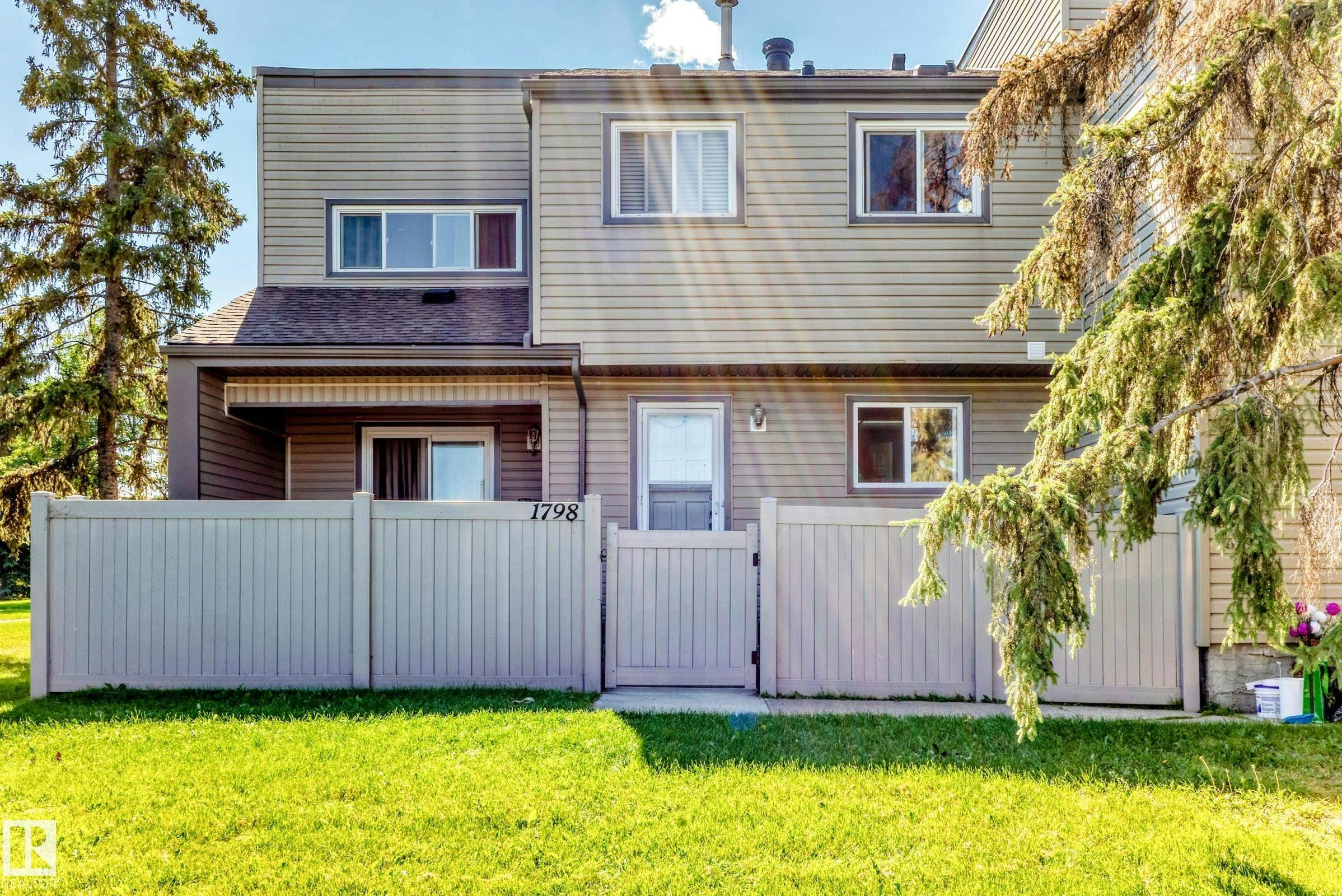 1798 Lakewood Road S, Edmonton, AB, T6K 3B6