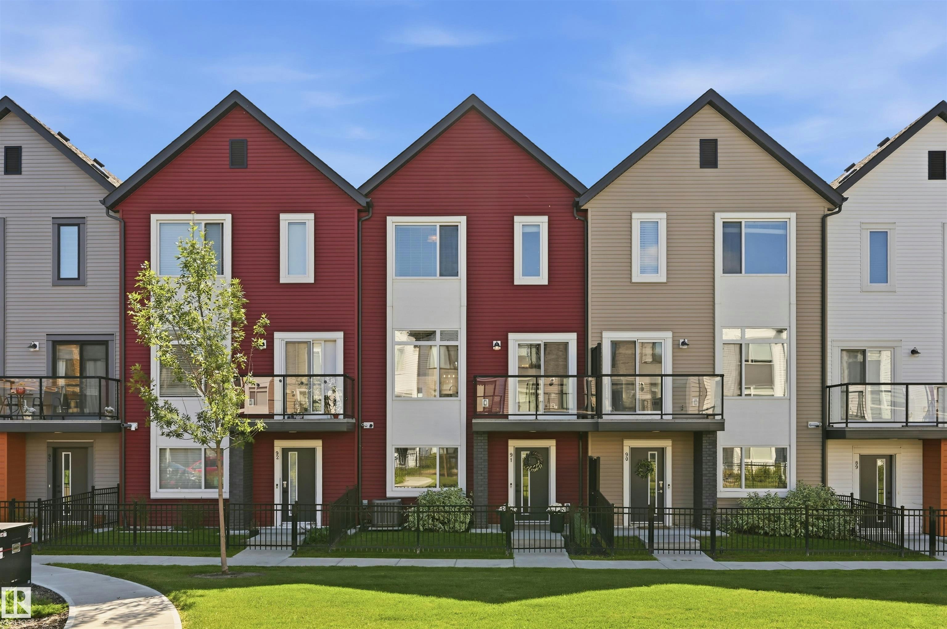 91-1010 Rabbit Hill Road, Edmonton, AB, T6W 4G7