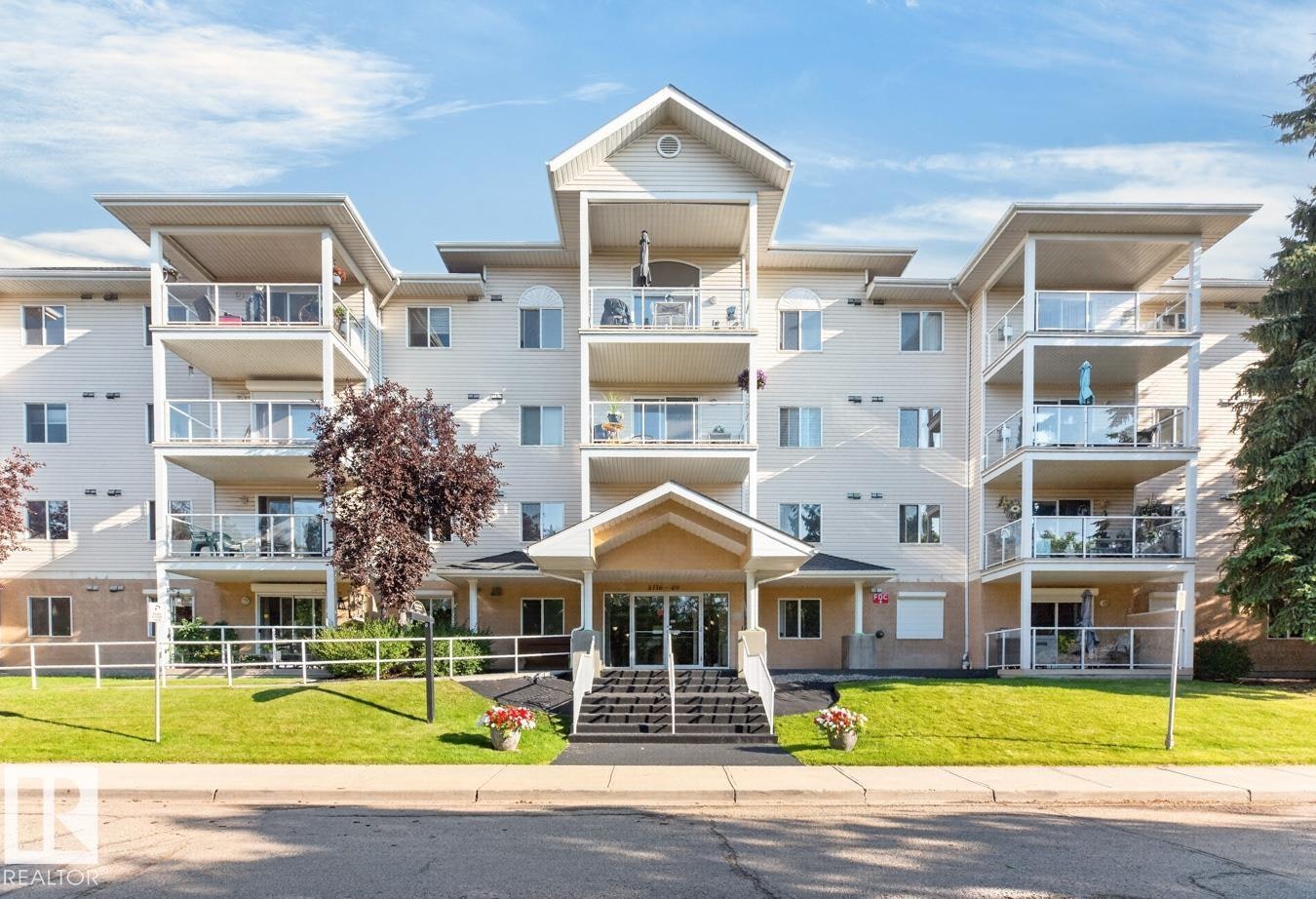 101-5116 49 Avenue, Leduc, AB, T9E 8K1
