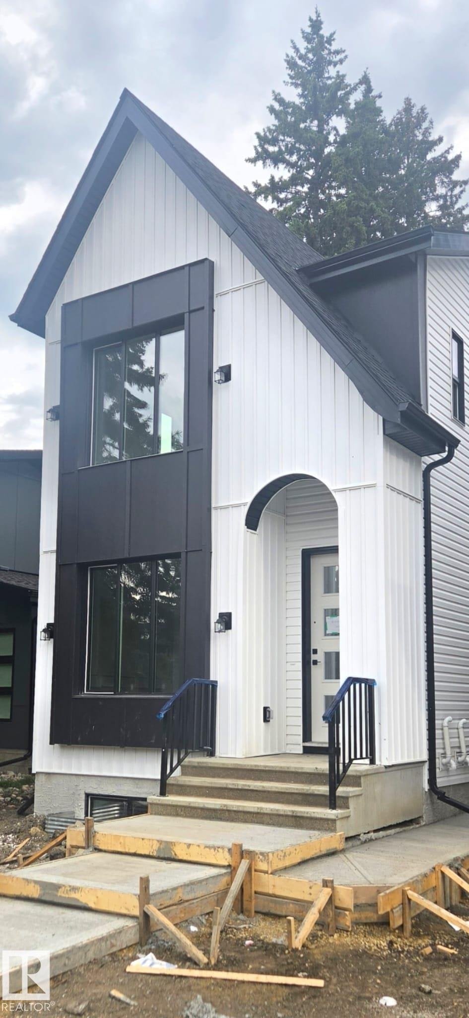 14610 85 Avenue, Edmonton, AB, T5R 3Z4