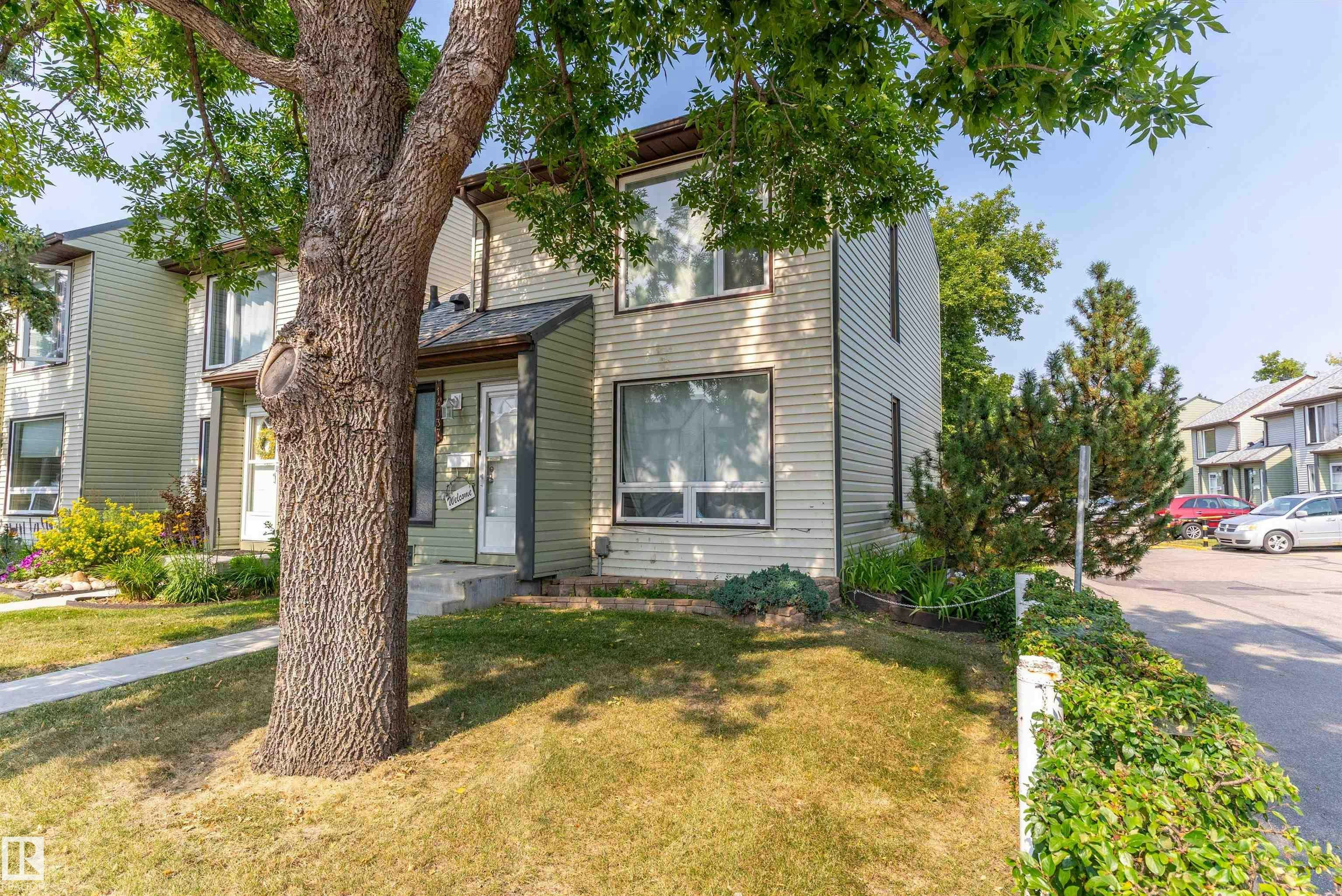 14737 25 Street - 2