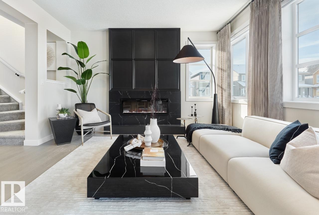 2504 204 Street, Edmonton, AB, T6M 0W7