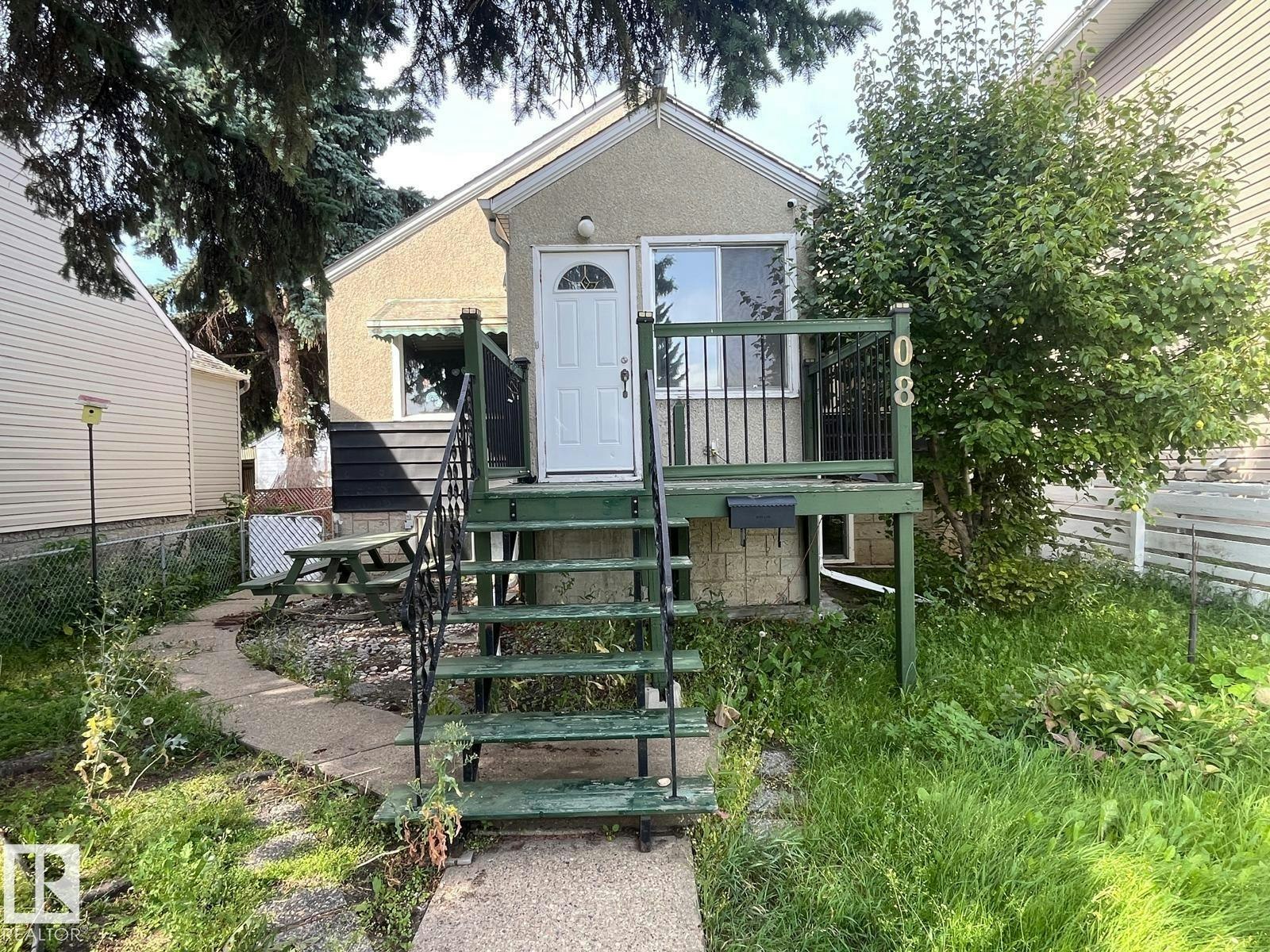 11408 82 Street, Edmonton, AB, T5B 2V4