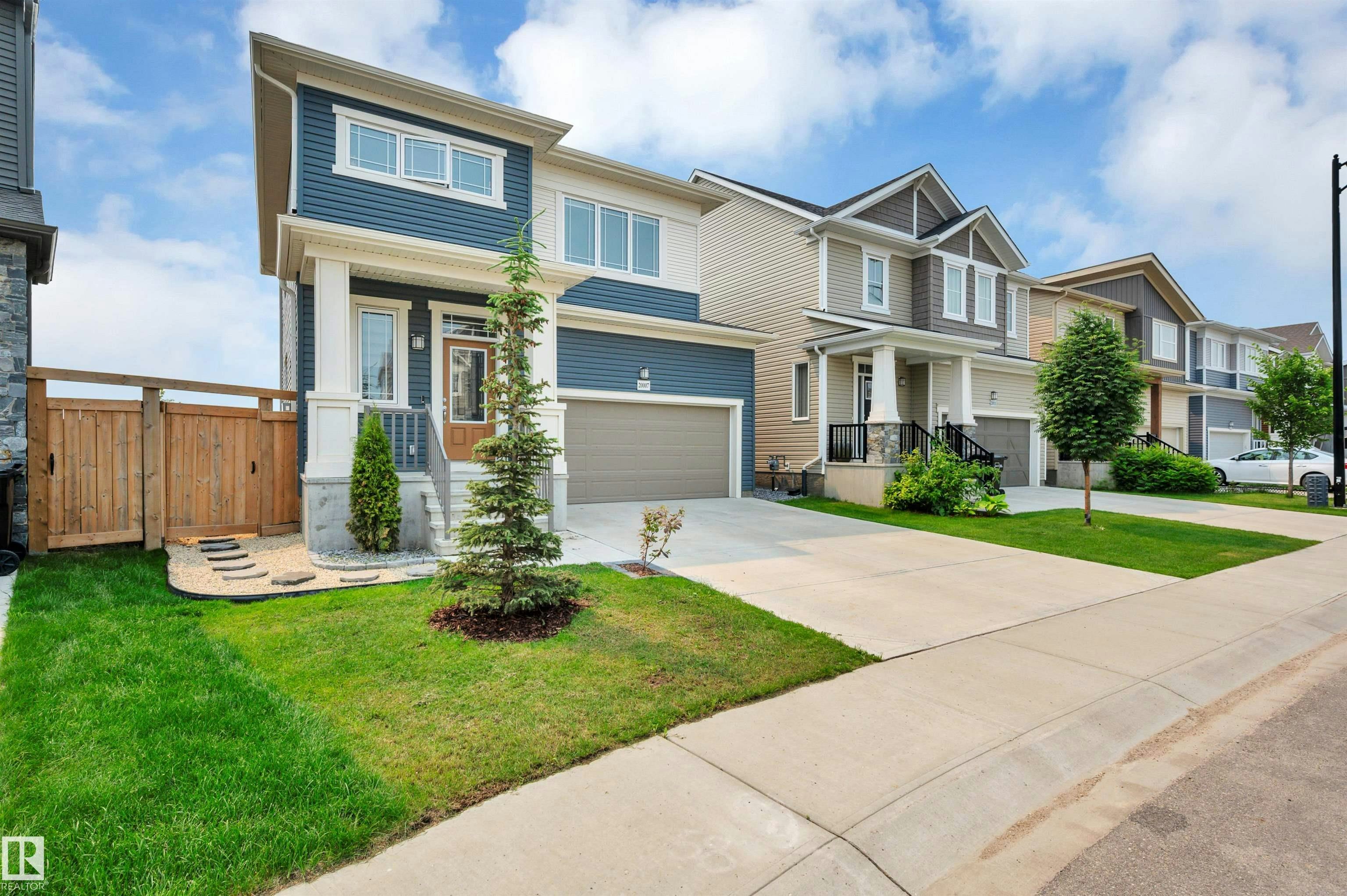 20007 15 Avenue, Edmonton, AB, T6M 1L6