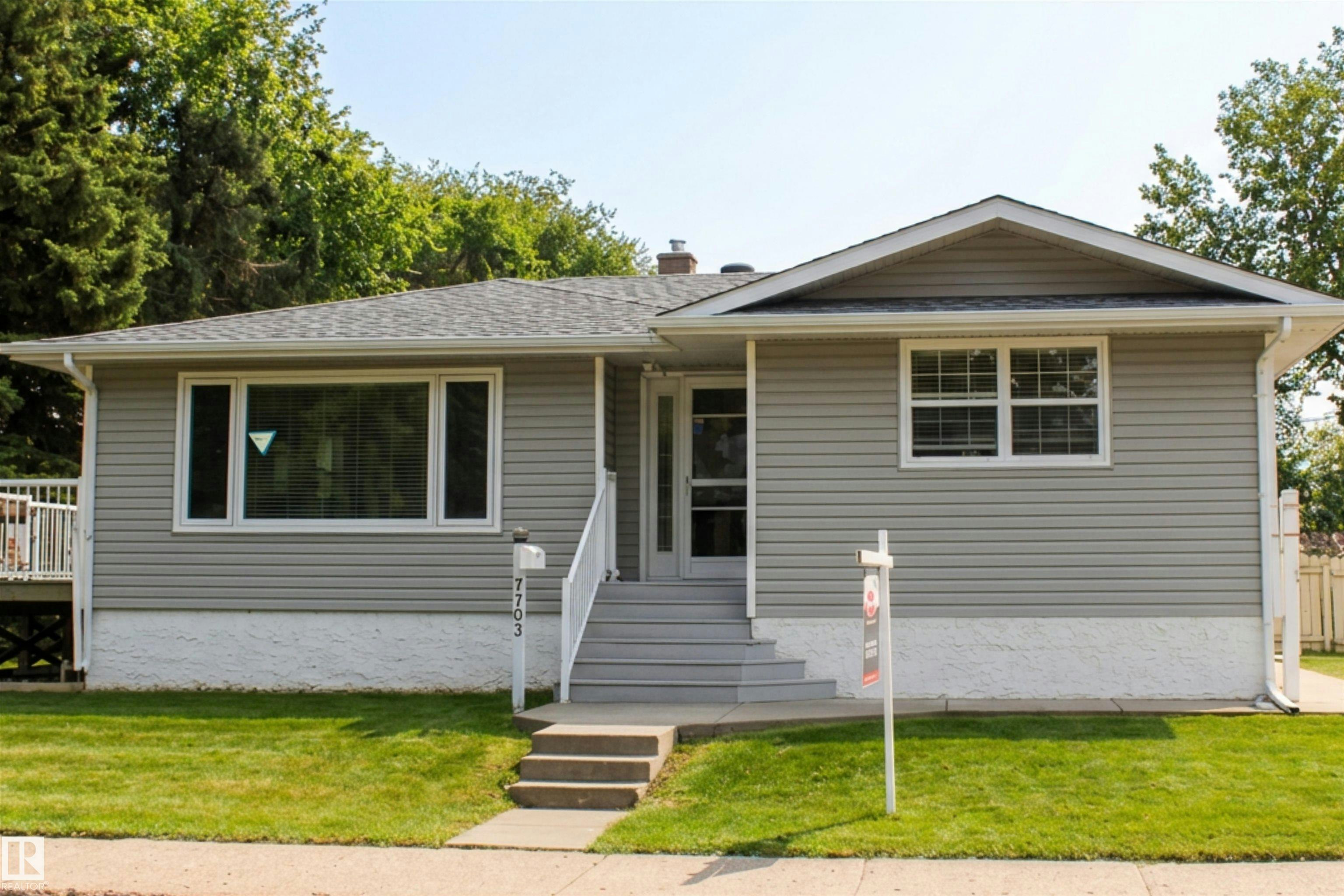 7703 104 Avenue NW, Edmonton, AB, T6A 0J4