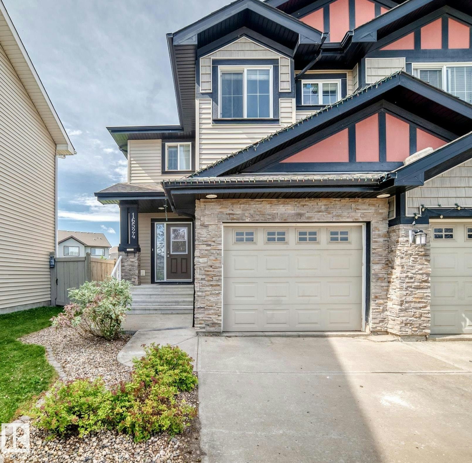 16524 135 Street, Edmonton, AB, T6V 0G6
