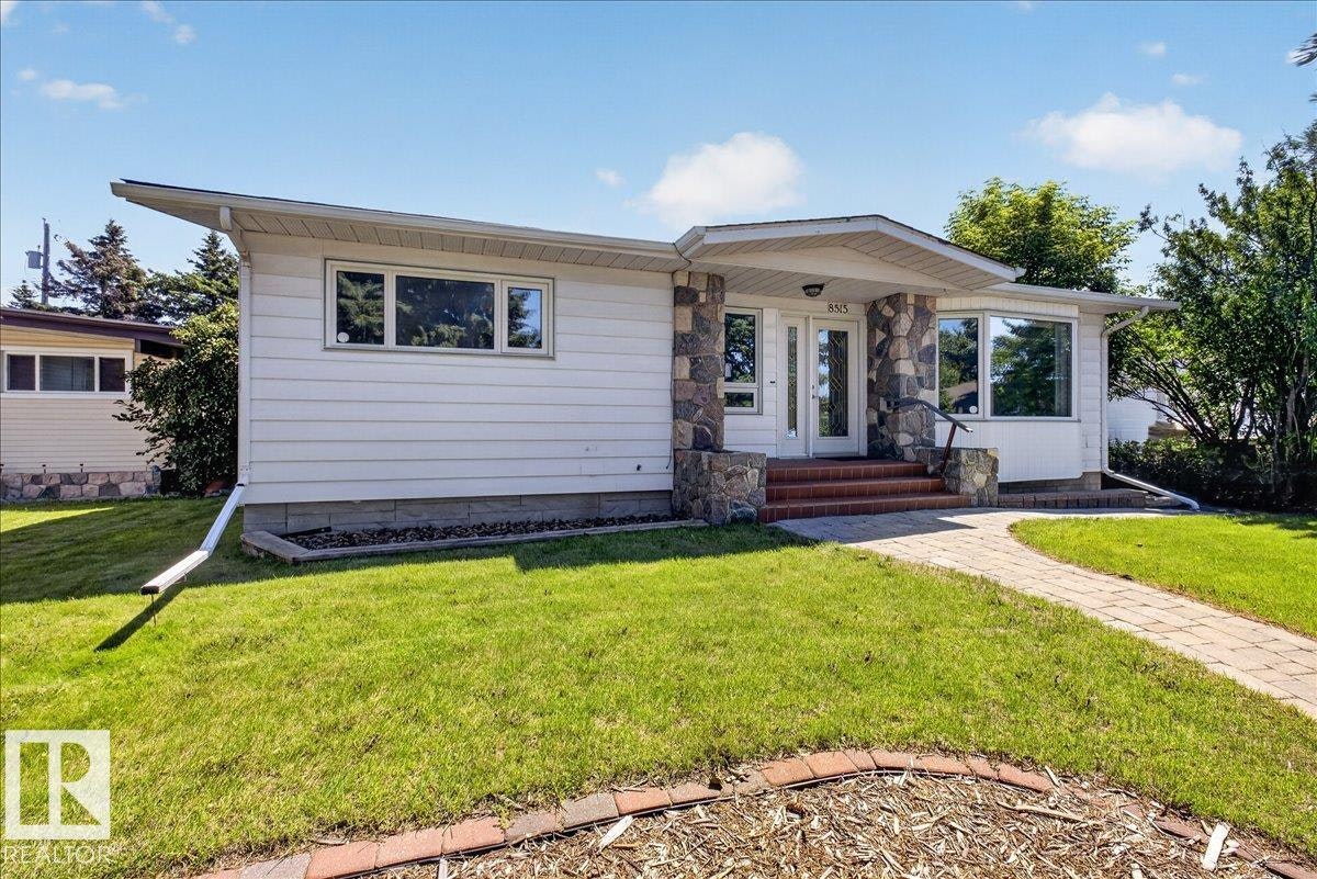 8515 56 Street, Edmonton, AB, T6B 1H8