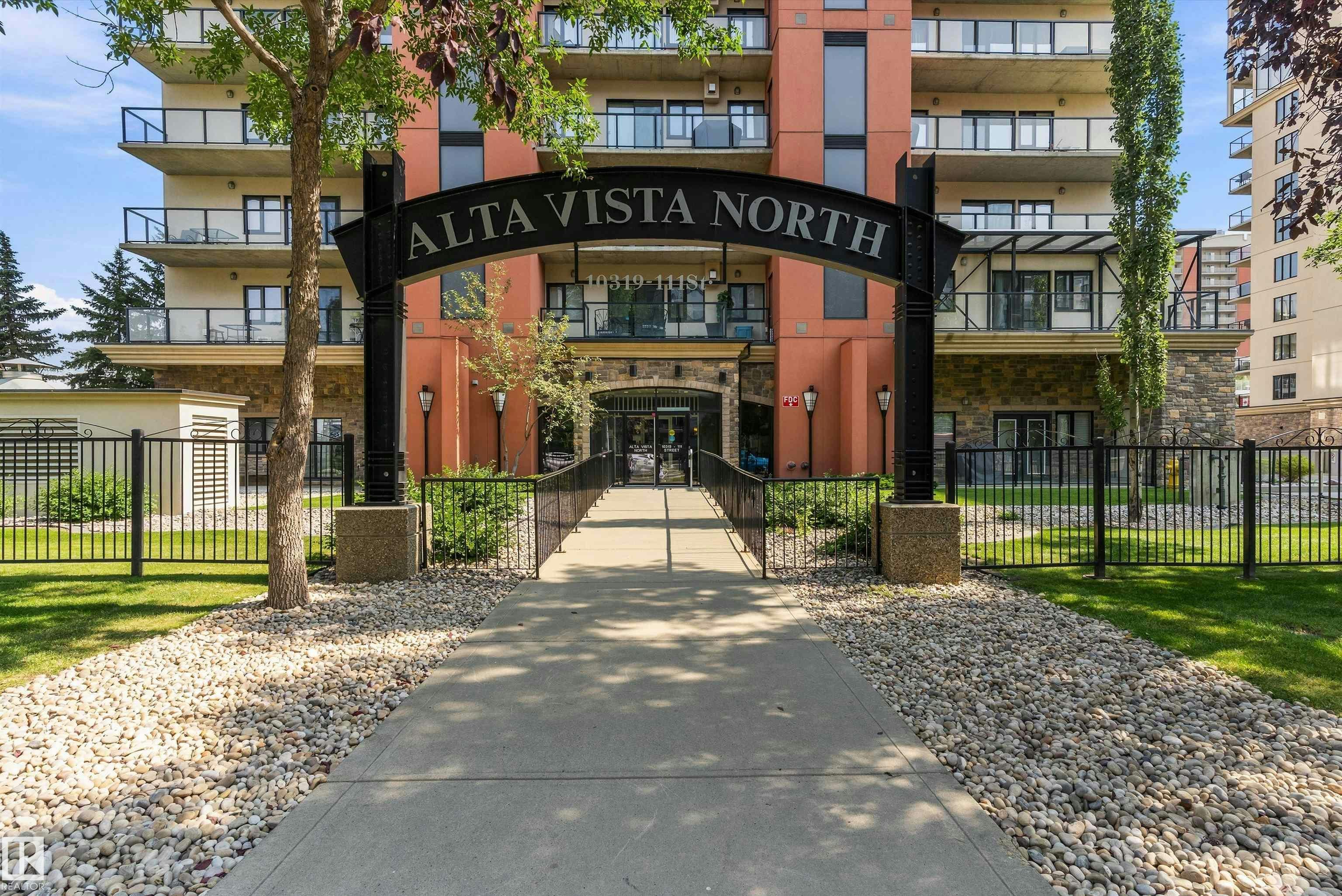 806-10319 111 Street, Edmonton, AB, T5K 0A2
