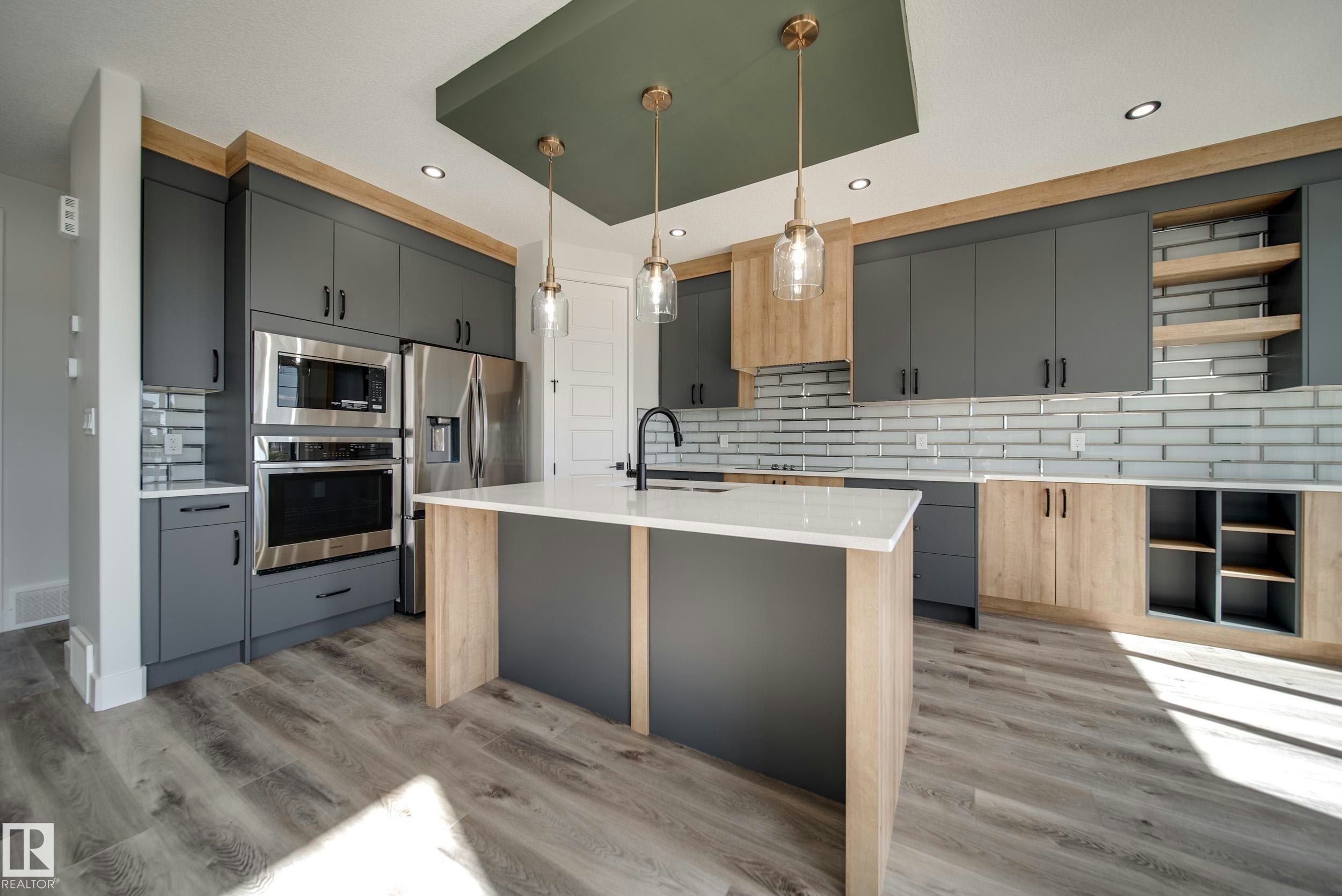 8515 183 Avenue, Edmonton, AB, T5Z 0X5