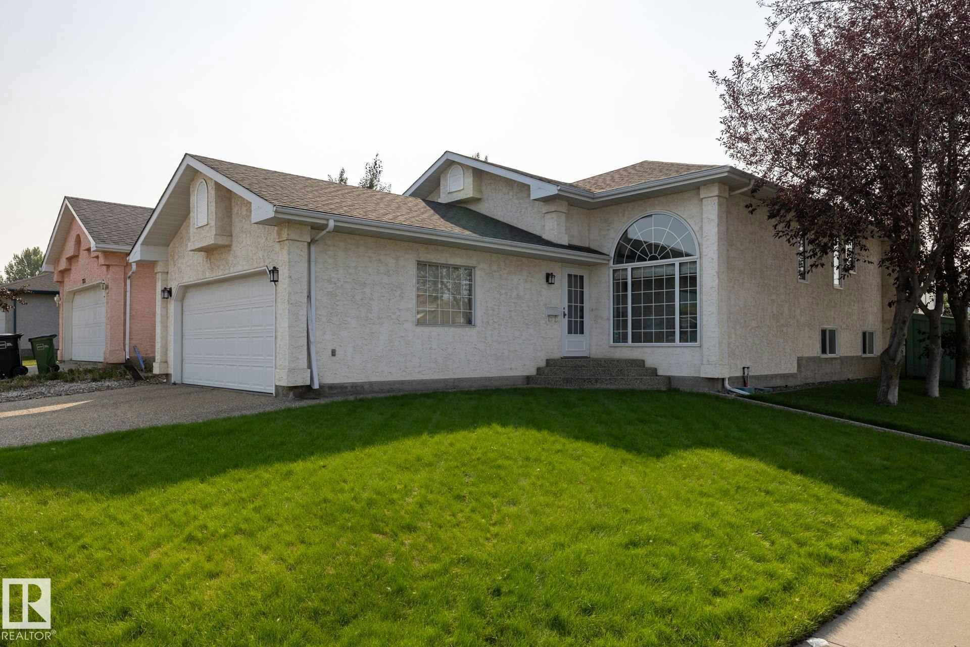 7232 189 Street, Edmonton, AB, T5T 5W5