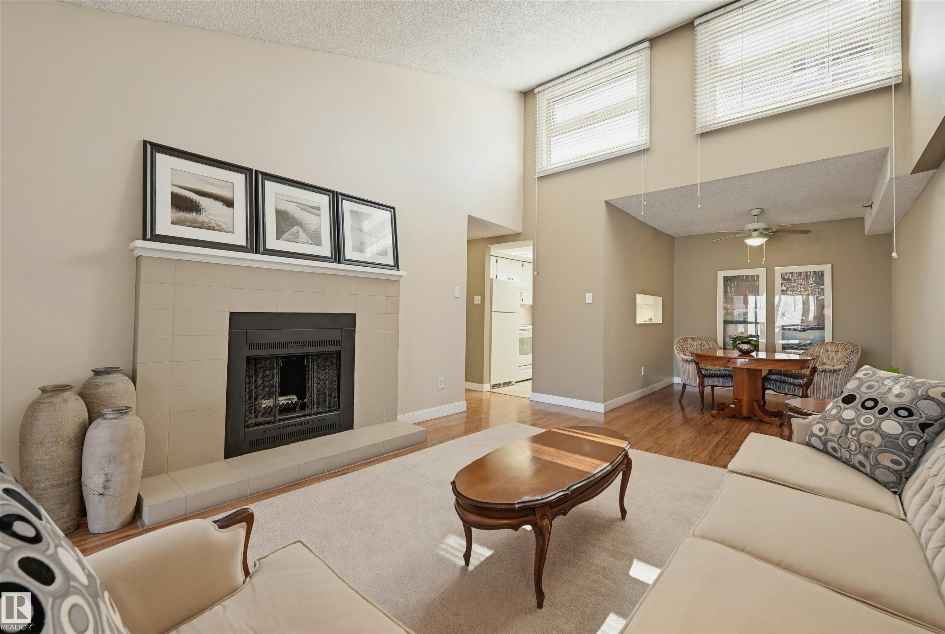 403-10171 119 Street, Edmonton, AB, T5K 1Z1