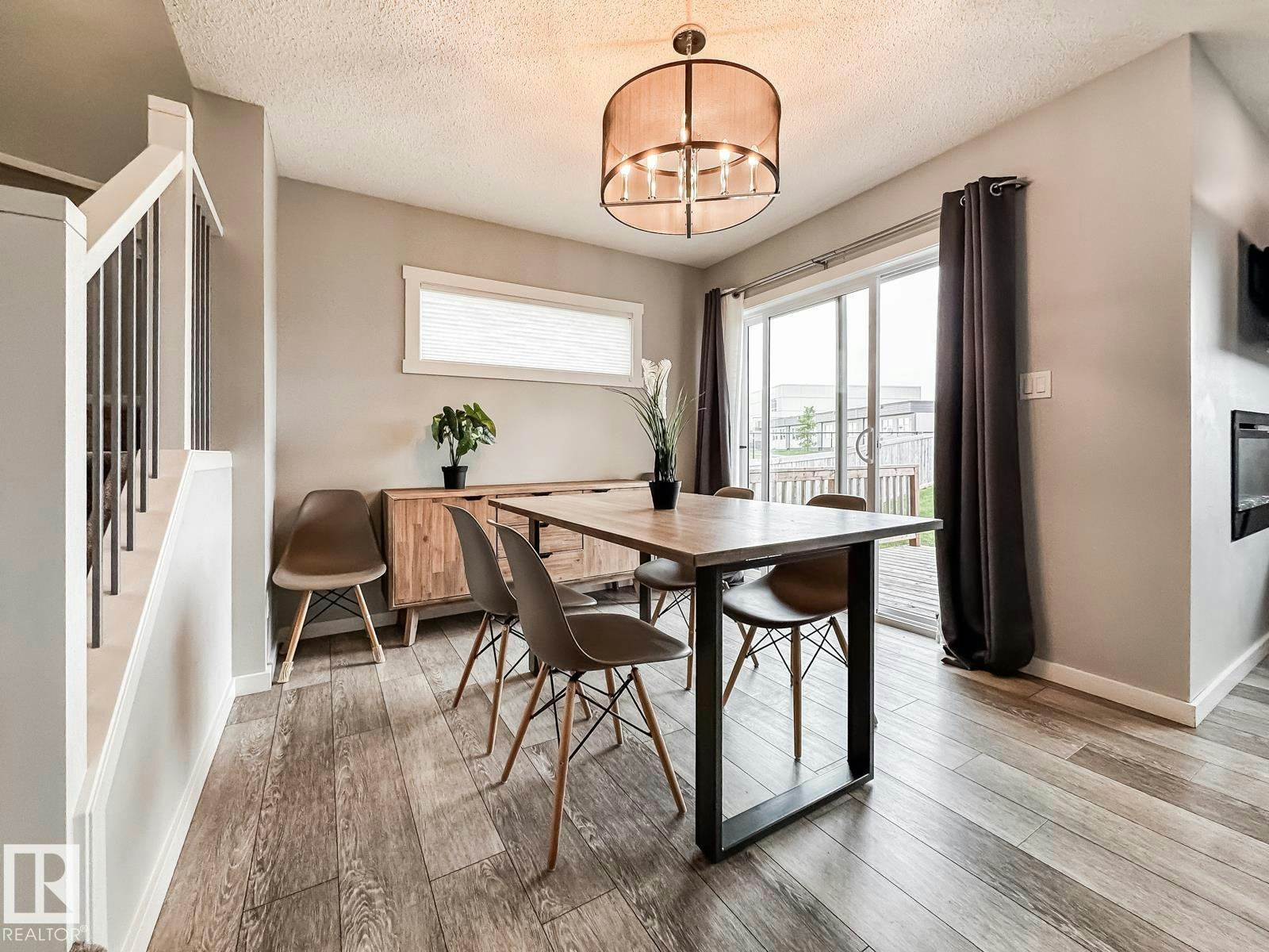 20947 95 Avenue, Edmonton, AB, T5T 7J6 - 16