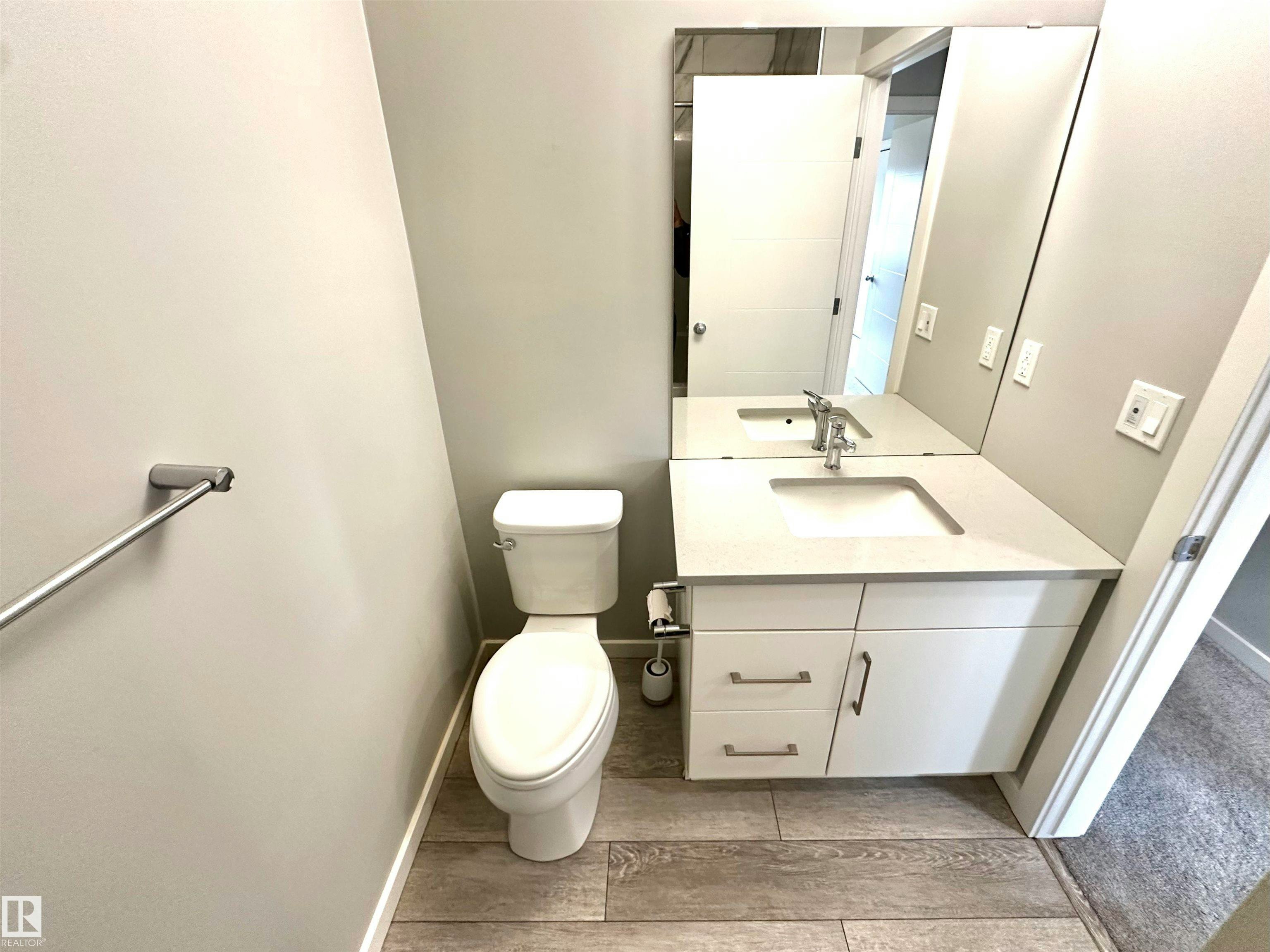 20947 95 Avenue, Edmonton, AB, T5T 7J6 - 20