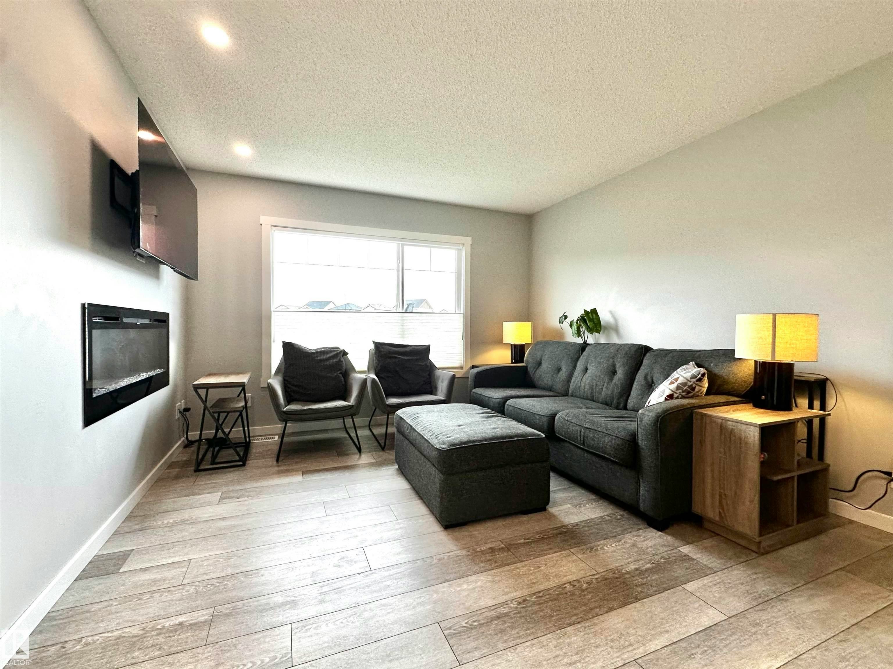 20947 95 Avenue - 4