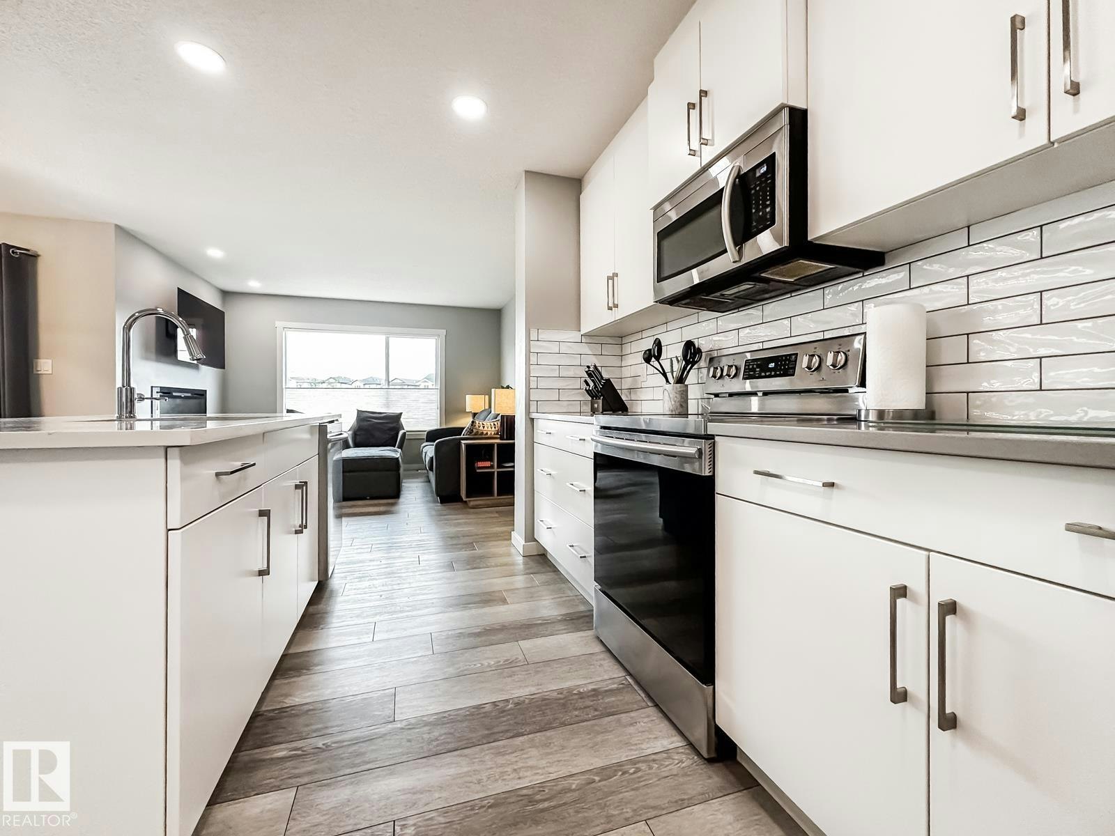 20947 95 Avenue, Edmonton, AB, T5T 7J6 - 14