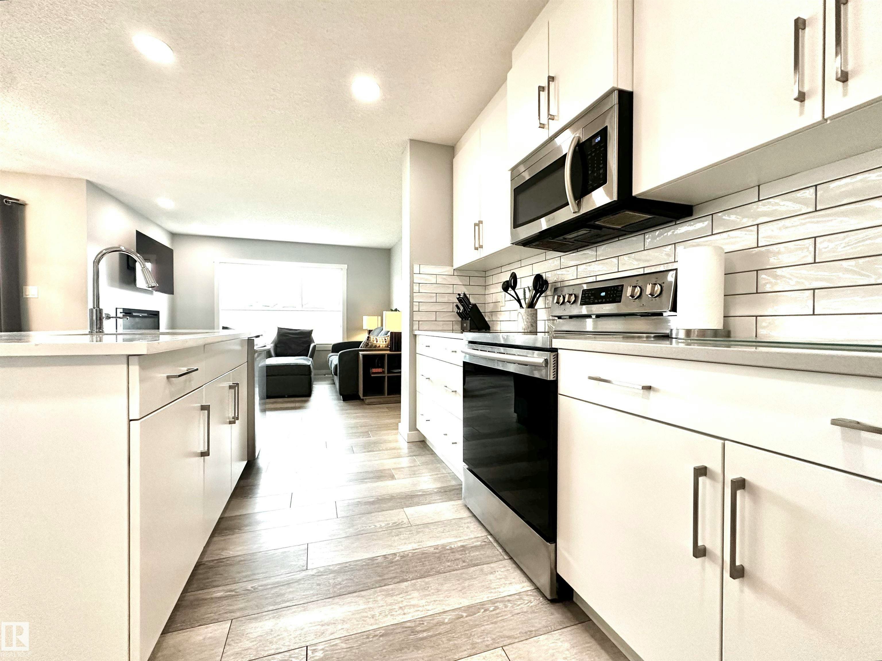 20947 95 Avenue, Edmonton, AB, T5T 7J6 - 15