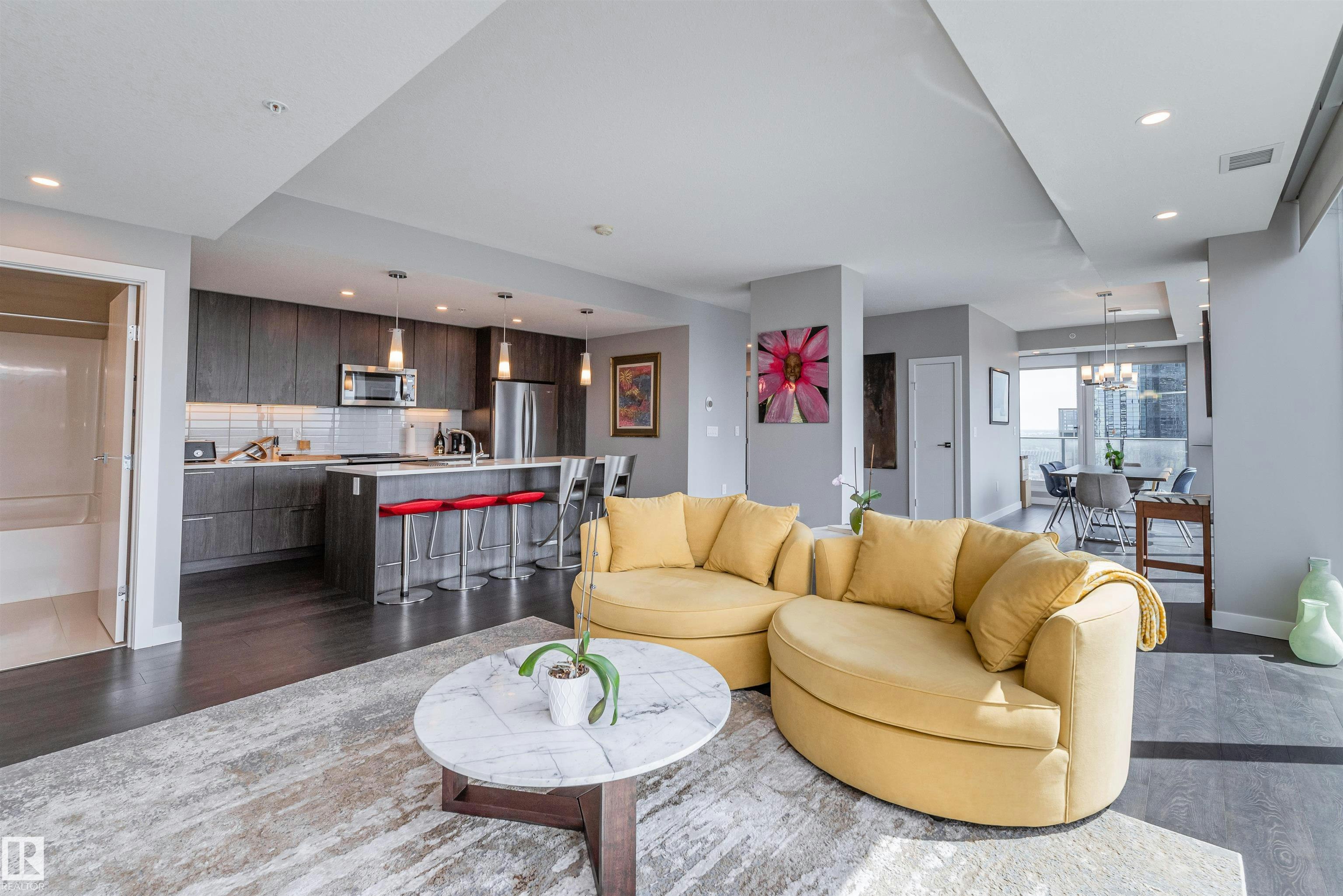 2400-10180 103 Street, Edmonton, AB, T5J 0L1
