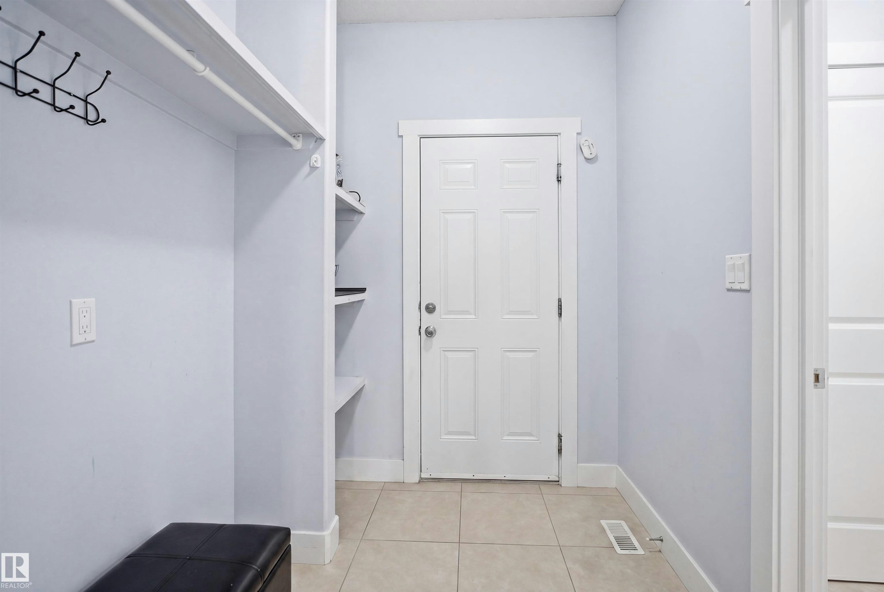 6014 60 Street, Beaumont, AB, T4X 0H8 - 9