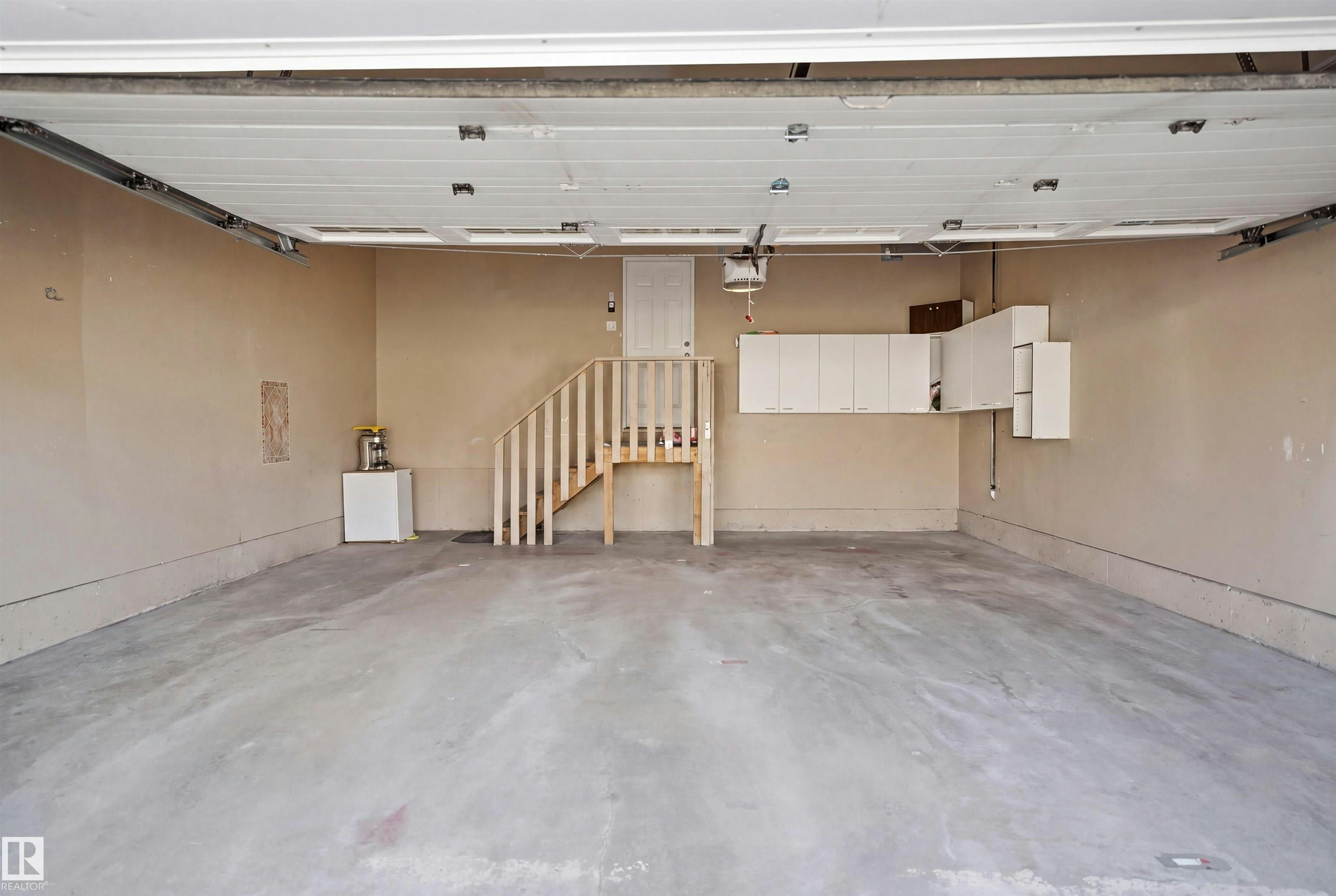 6014 60 Street, Beaumont, AB, T4X 0H8 - 48