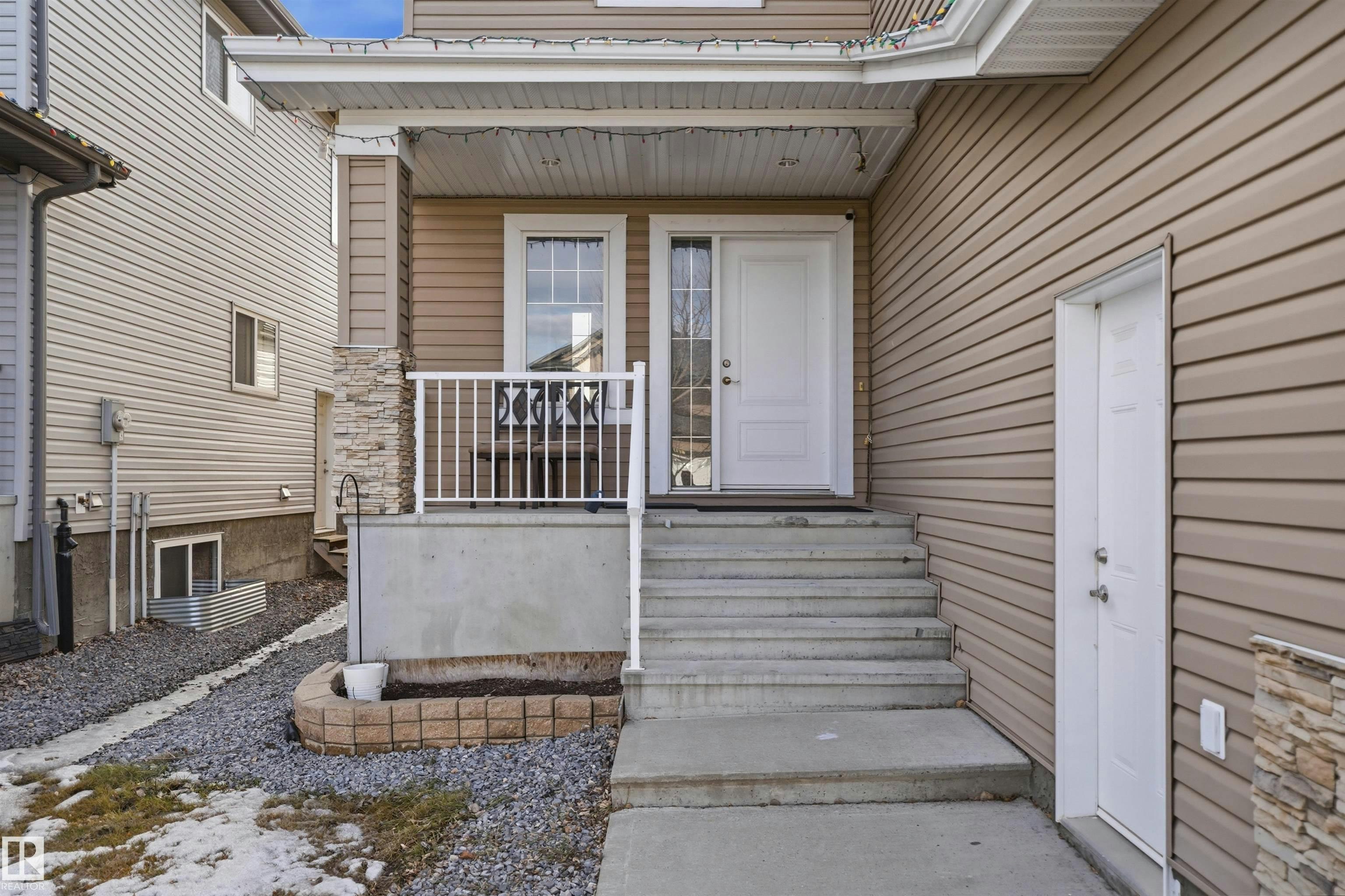 6014 60 Street - 3