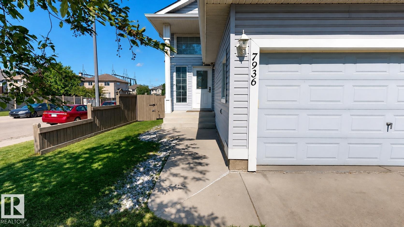 7936 3 Avenue, Edmonton, AB, T6X 1K6