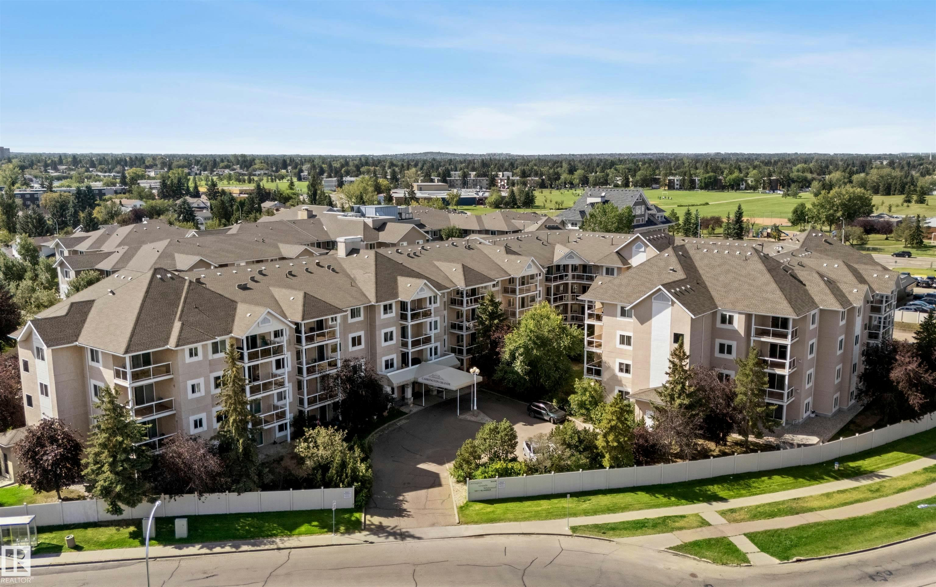 225-10511 42 Avenue, Edmonton, AB, T6J 7G8