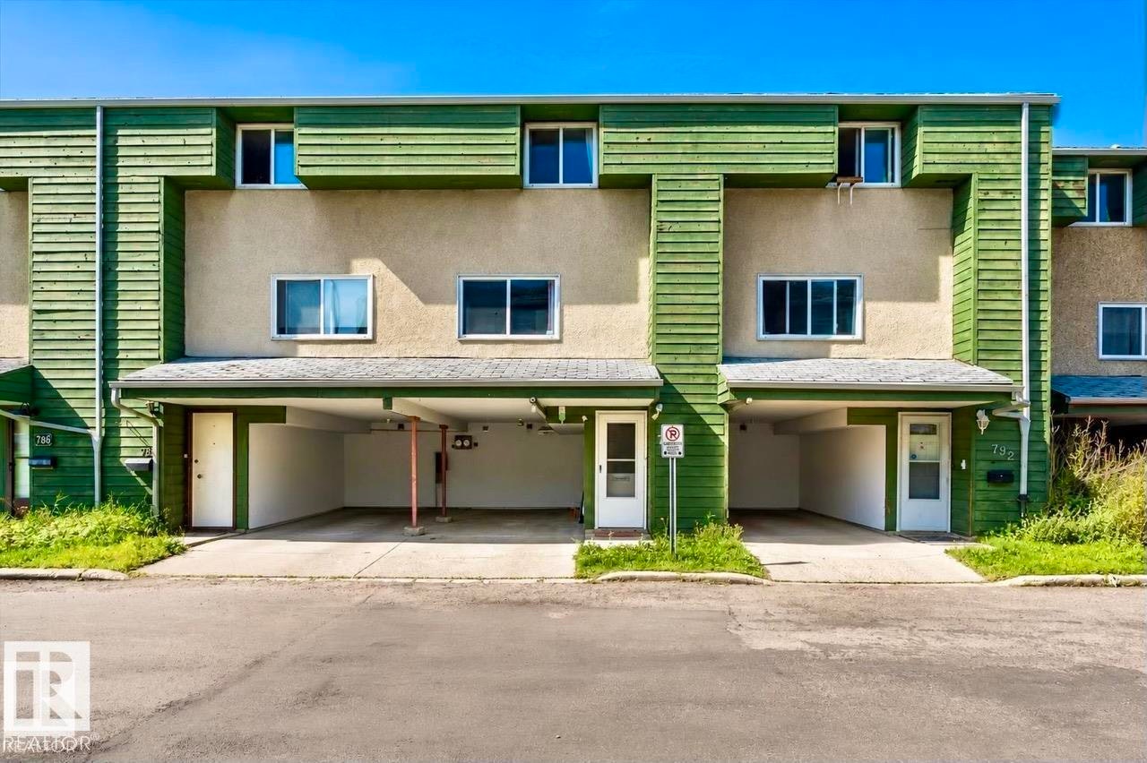790 Abbottsfield Road, Edmonton, AB, T5W 4R4
