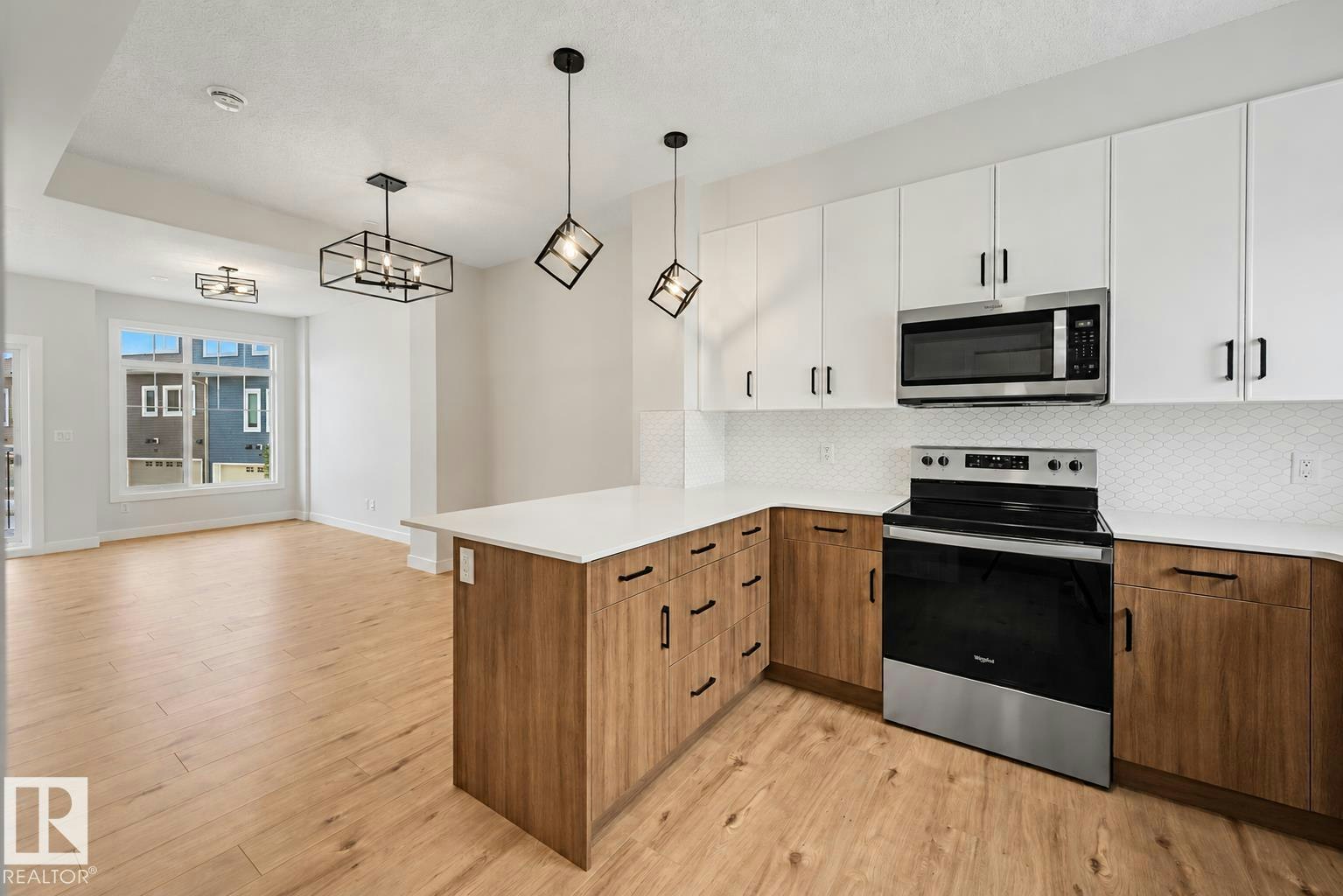 24-6214 Cartmell Court, Edmonton, AB, T6W 5A7