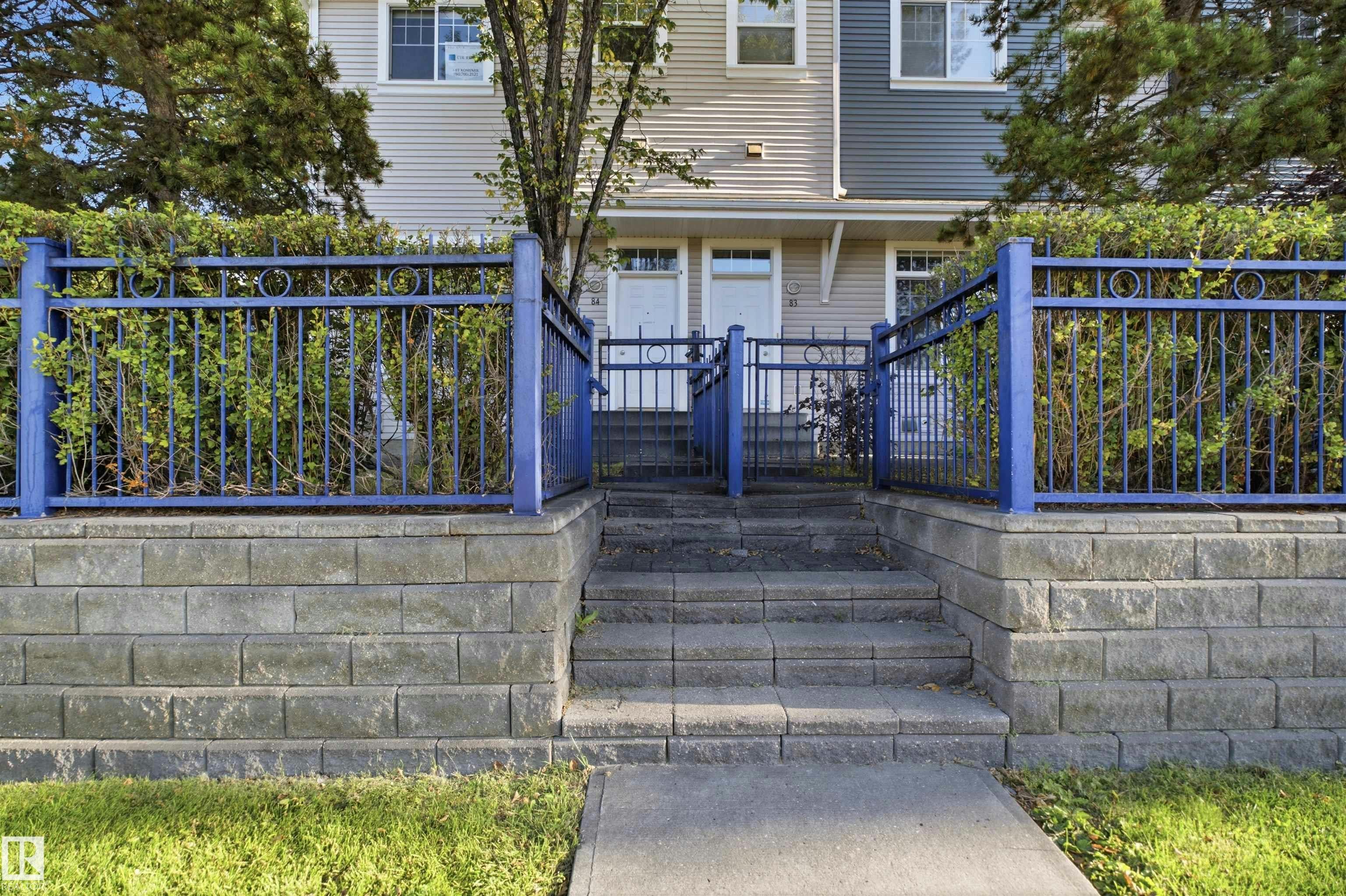 84-8304 11 Avenue, Edmonton, AB, T6X 1J8