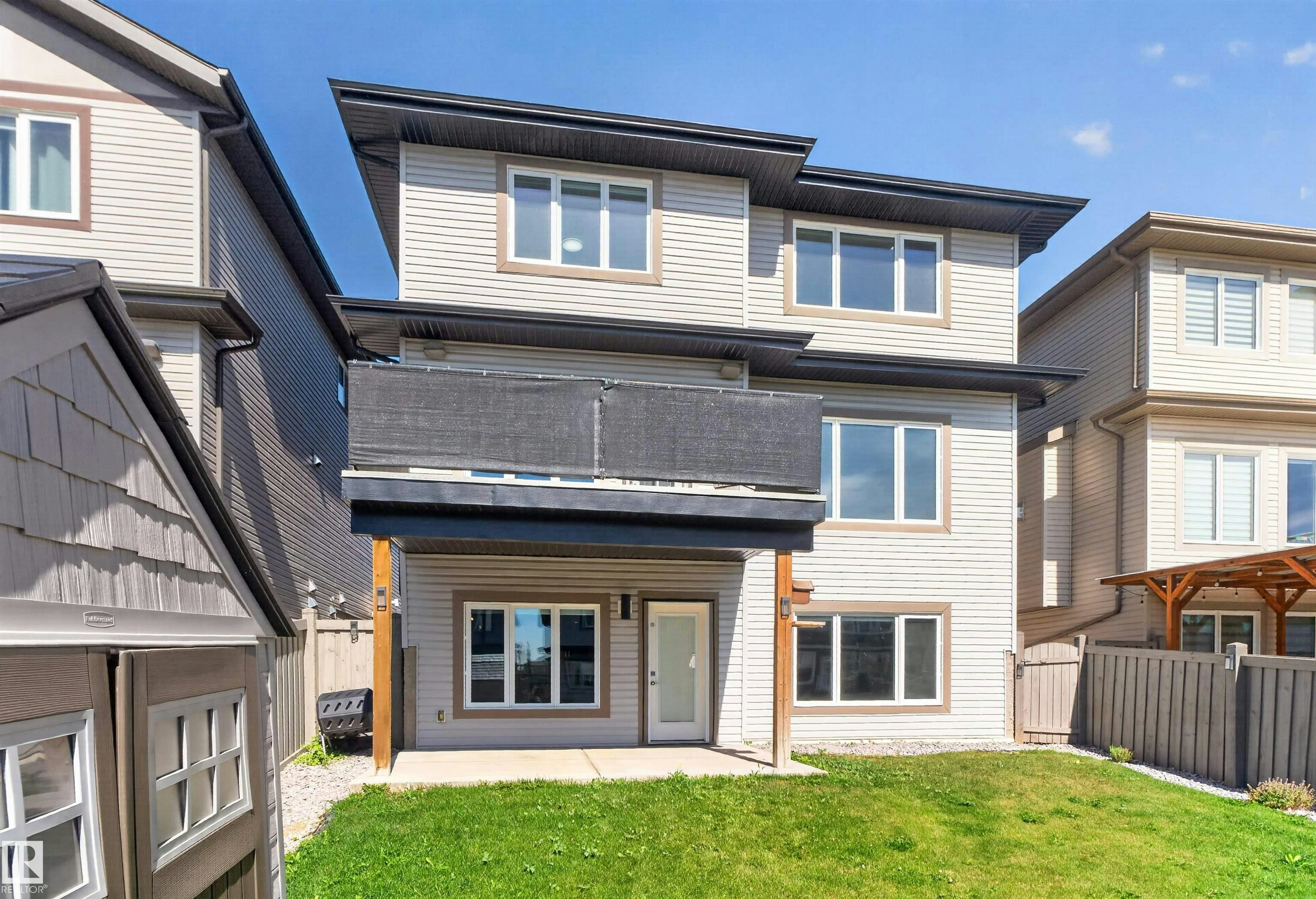 4225 Charles Close, Edmonton, AB, T6W 0Z5