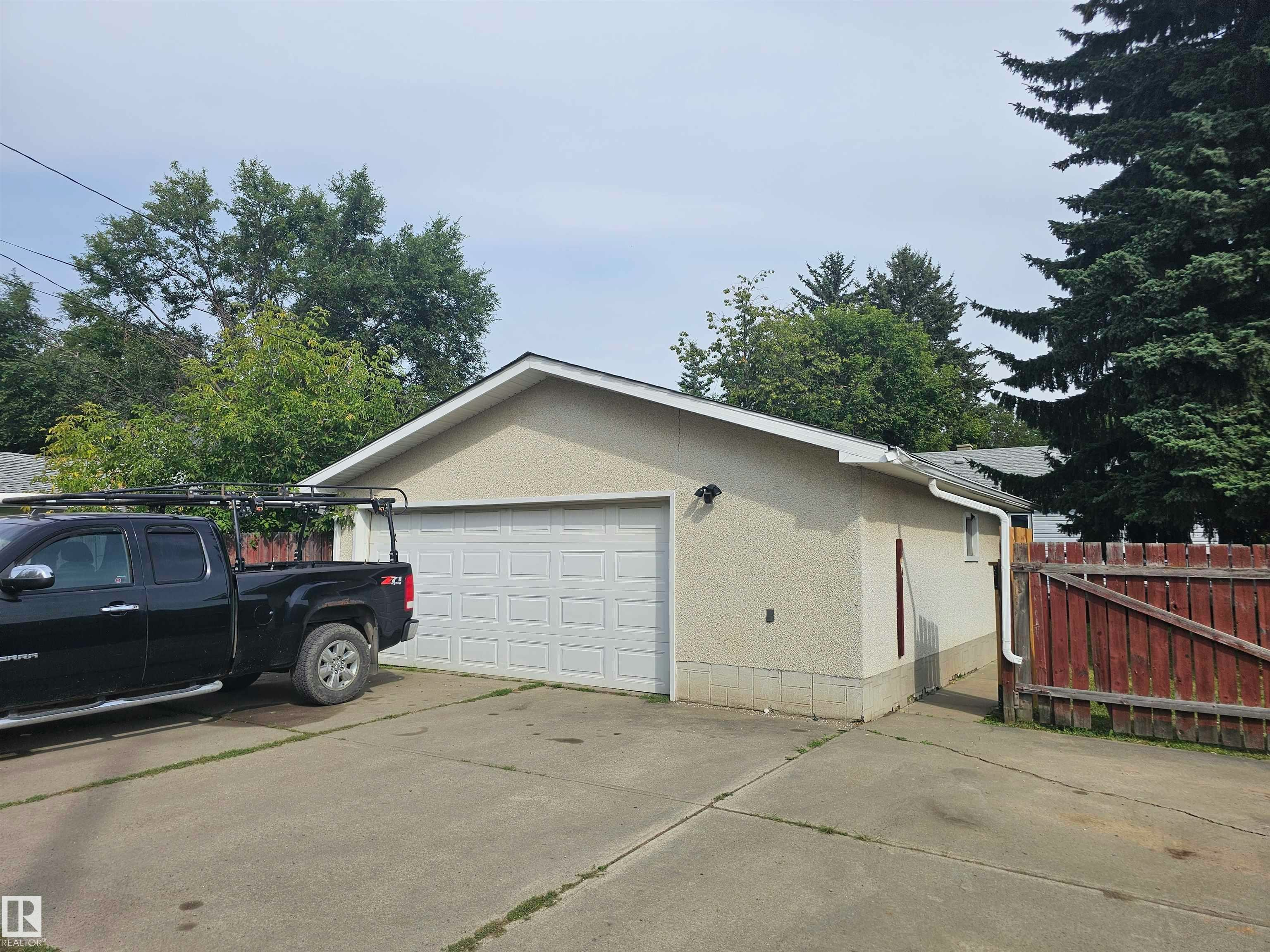 12130 124 Street, Edmonton, AB, T5L 0M9 - 6