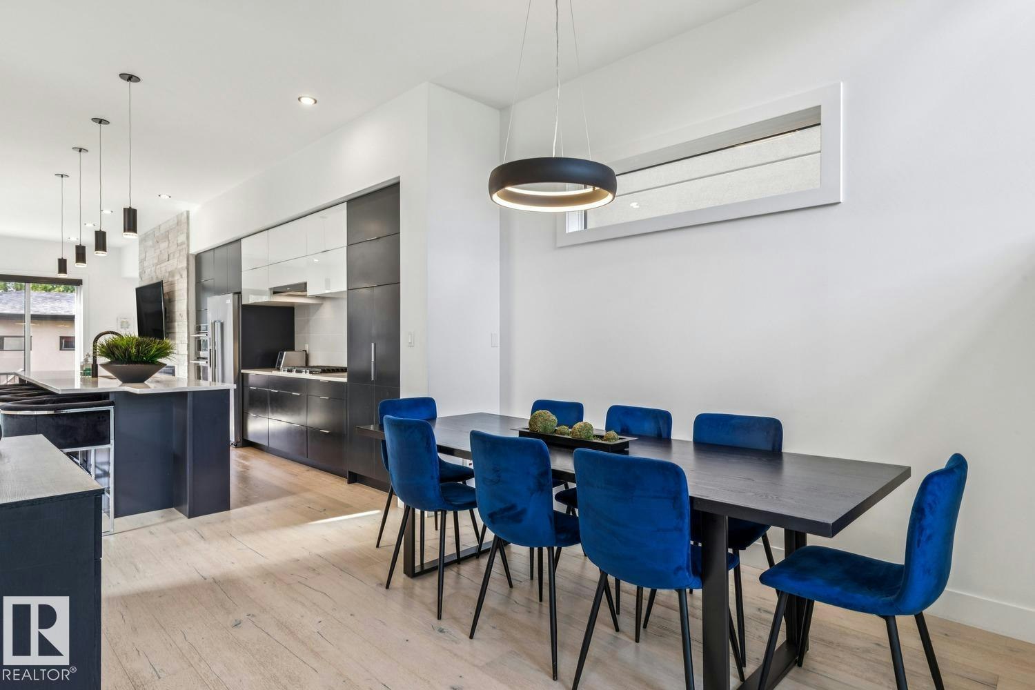 9323 75 Avenue - 5