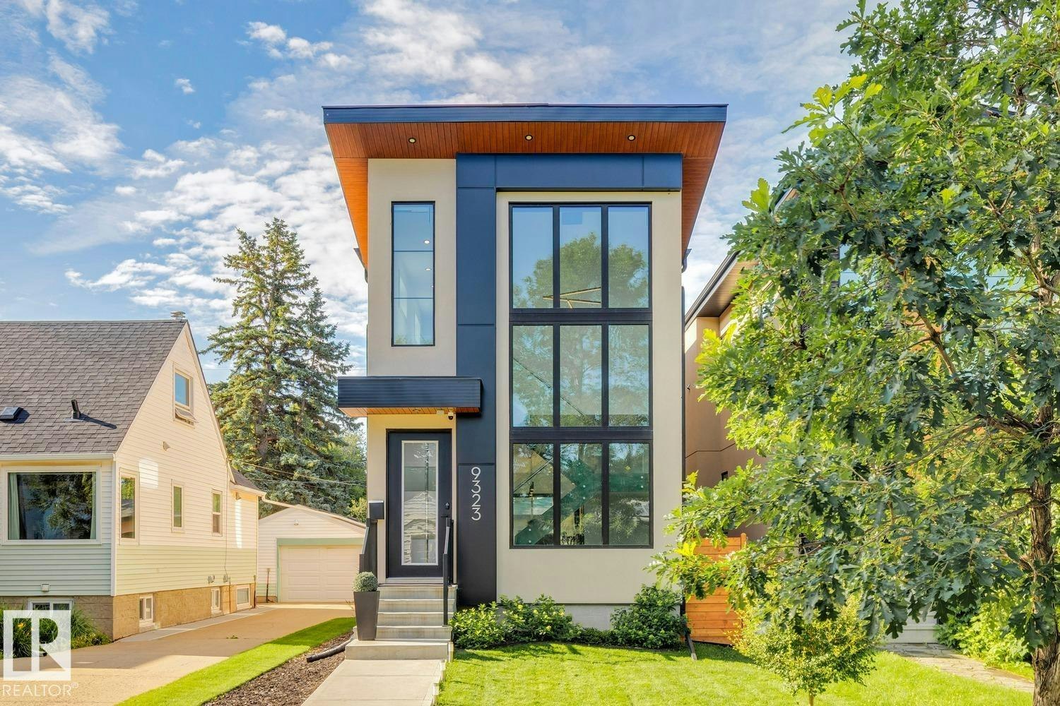 9323 75 Avenue, Edmonton, AB, T6E 1H3