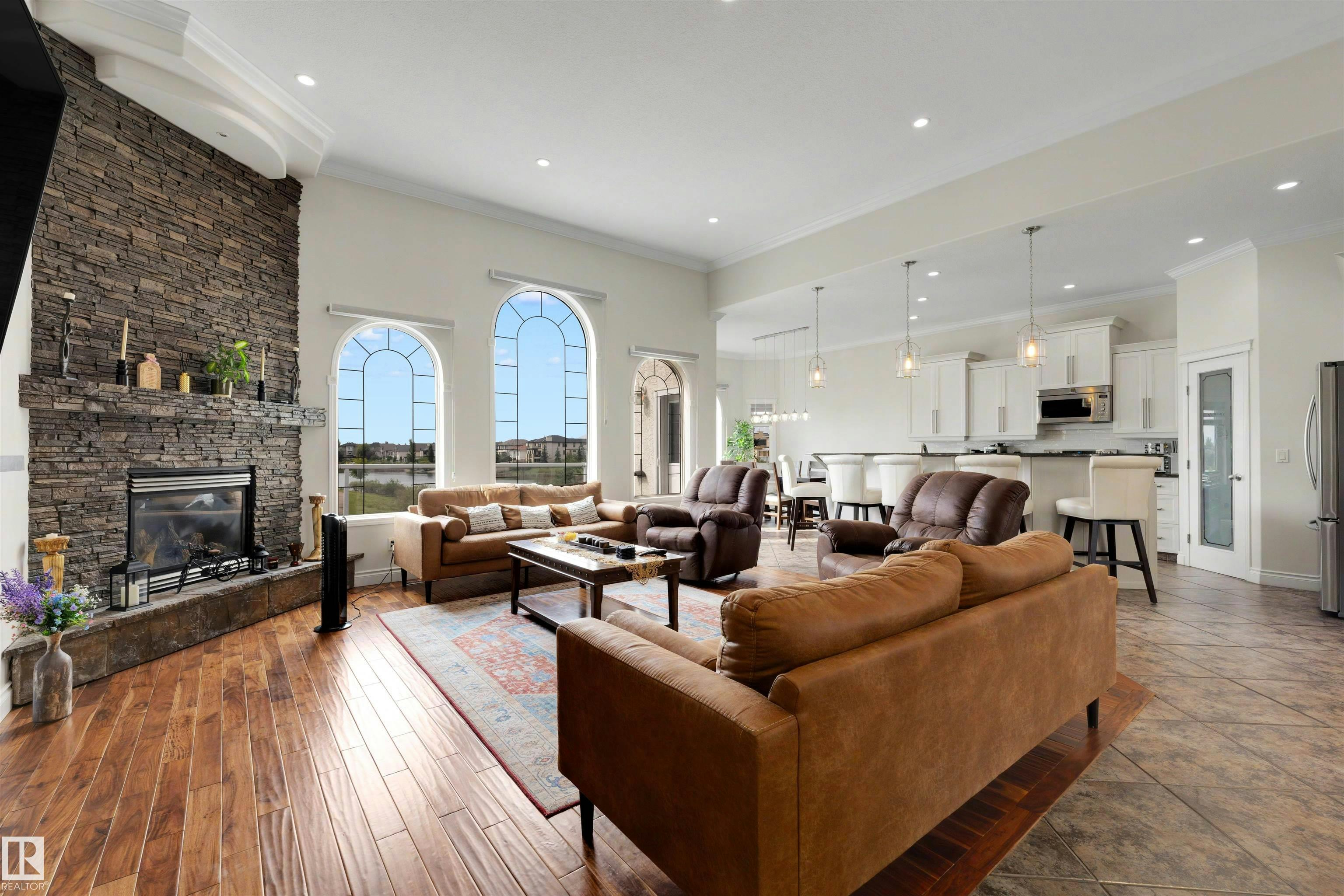 282 Ozerna Road, Edmonton, AB, T5Z 3M6
