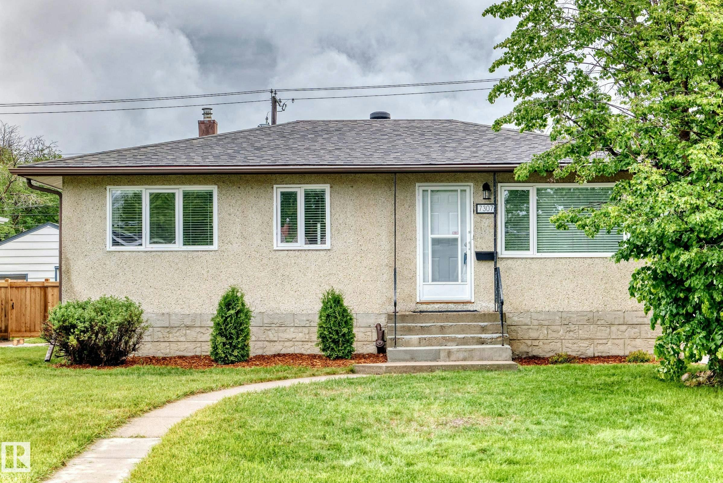 7307 76 Street, Edmonton, AB, T6C 0G5